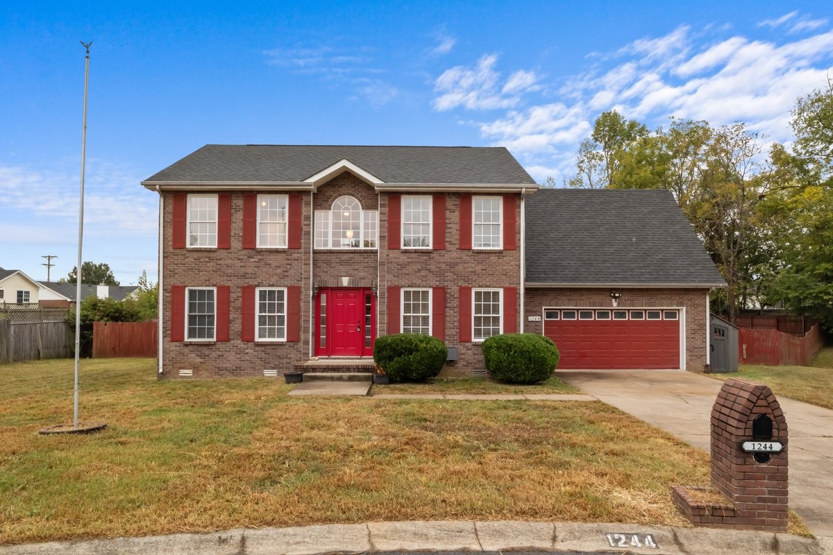 1244 Gatsby Ct Property Photo 1