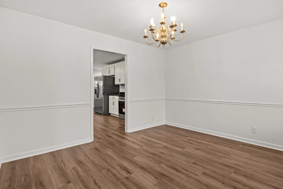 1244 Gatsby Ct Property Photo 6