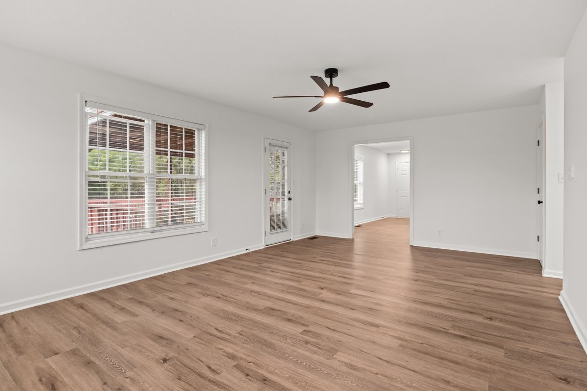 1244 Gatsby Ct Property Photo 9