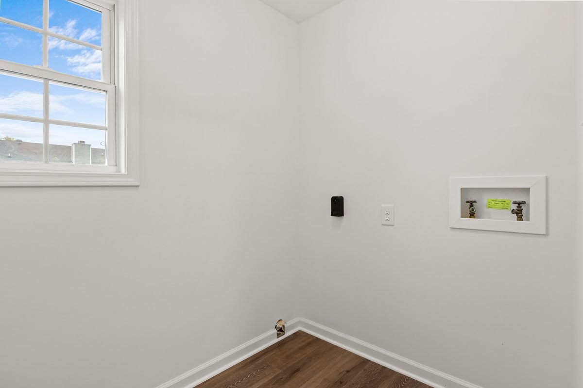 1244 Gatsby Ct Property Photo 21