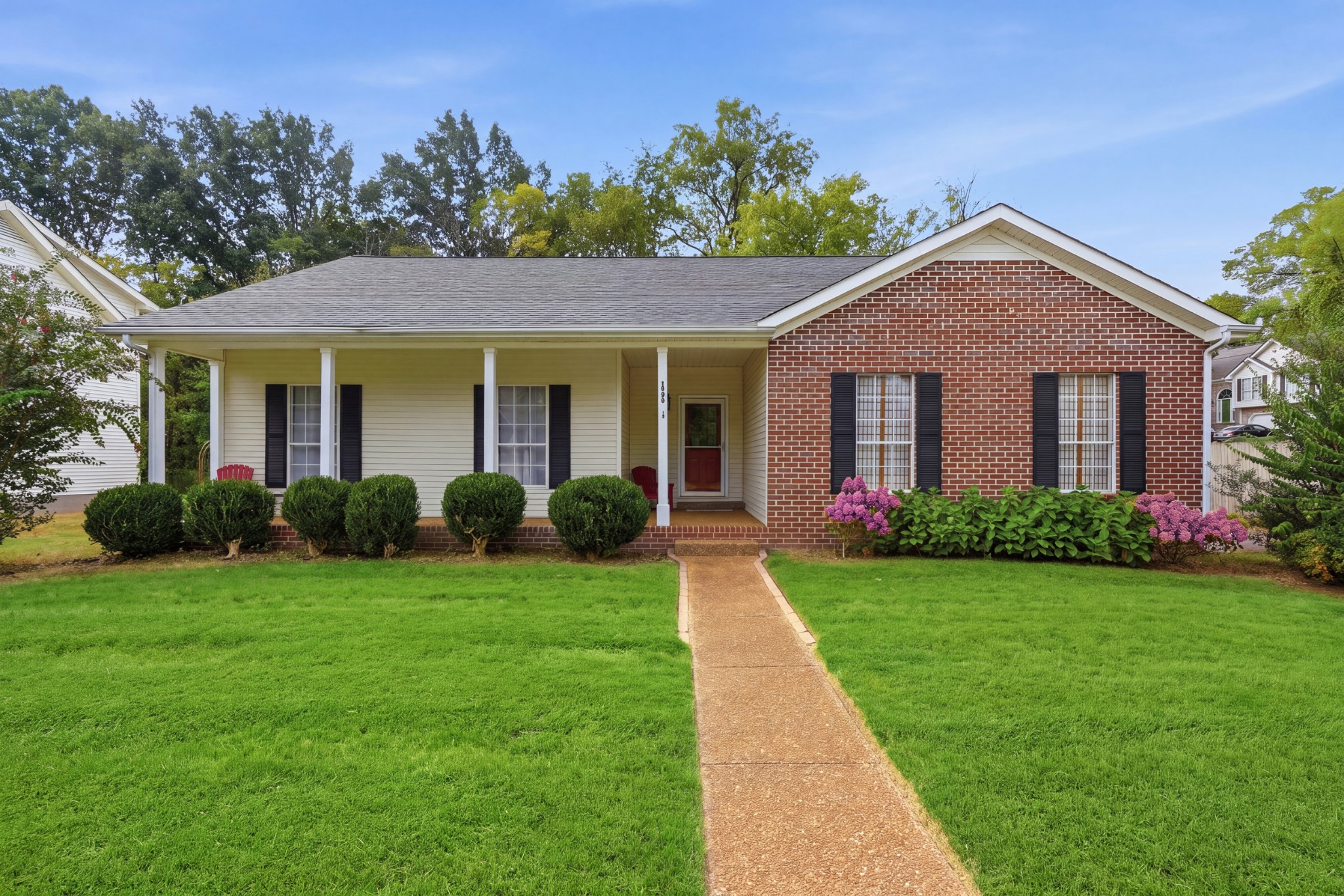 1599 Birchwood Cir Property Photo 1