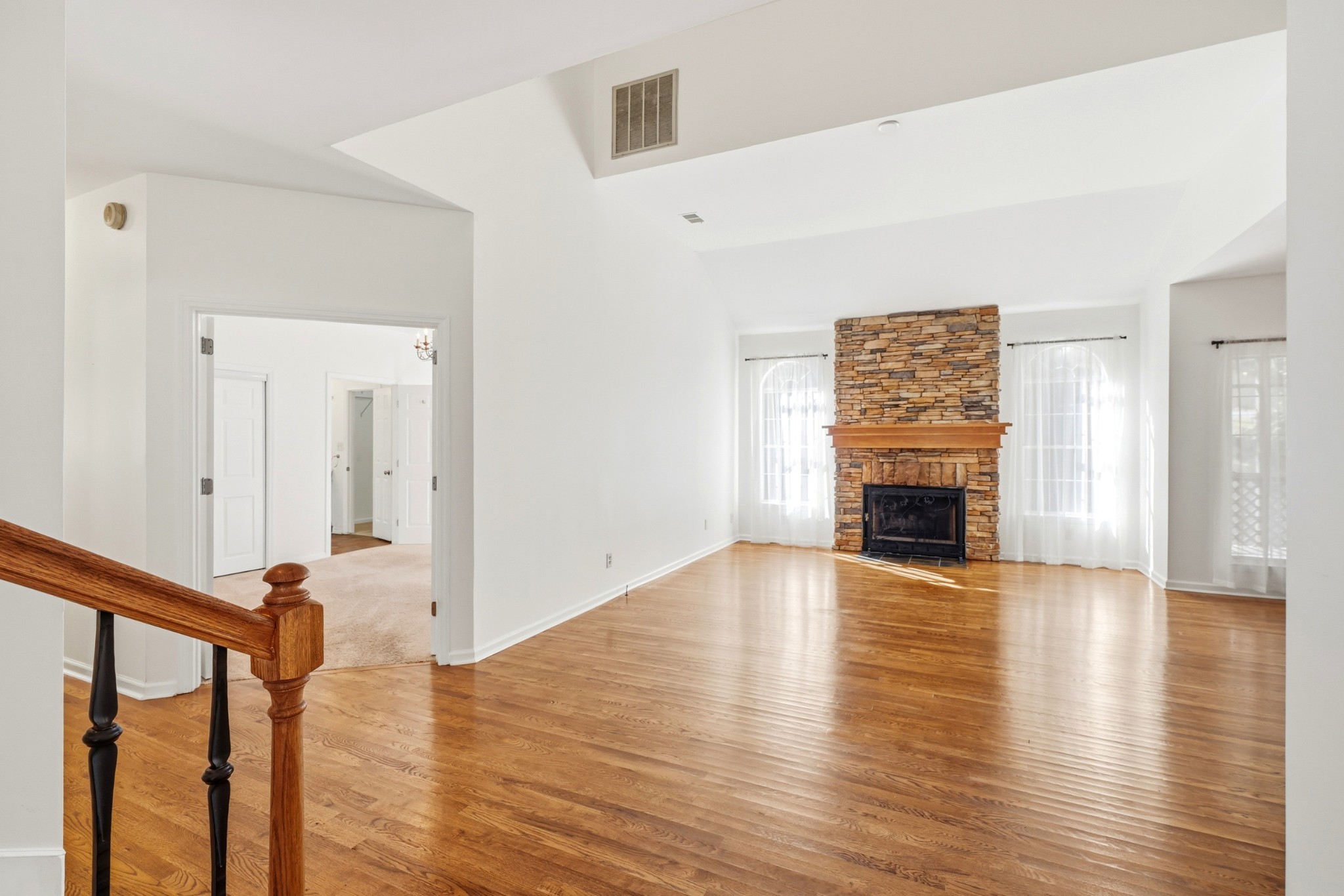 1599 Birchwood Cir Property Photo 5