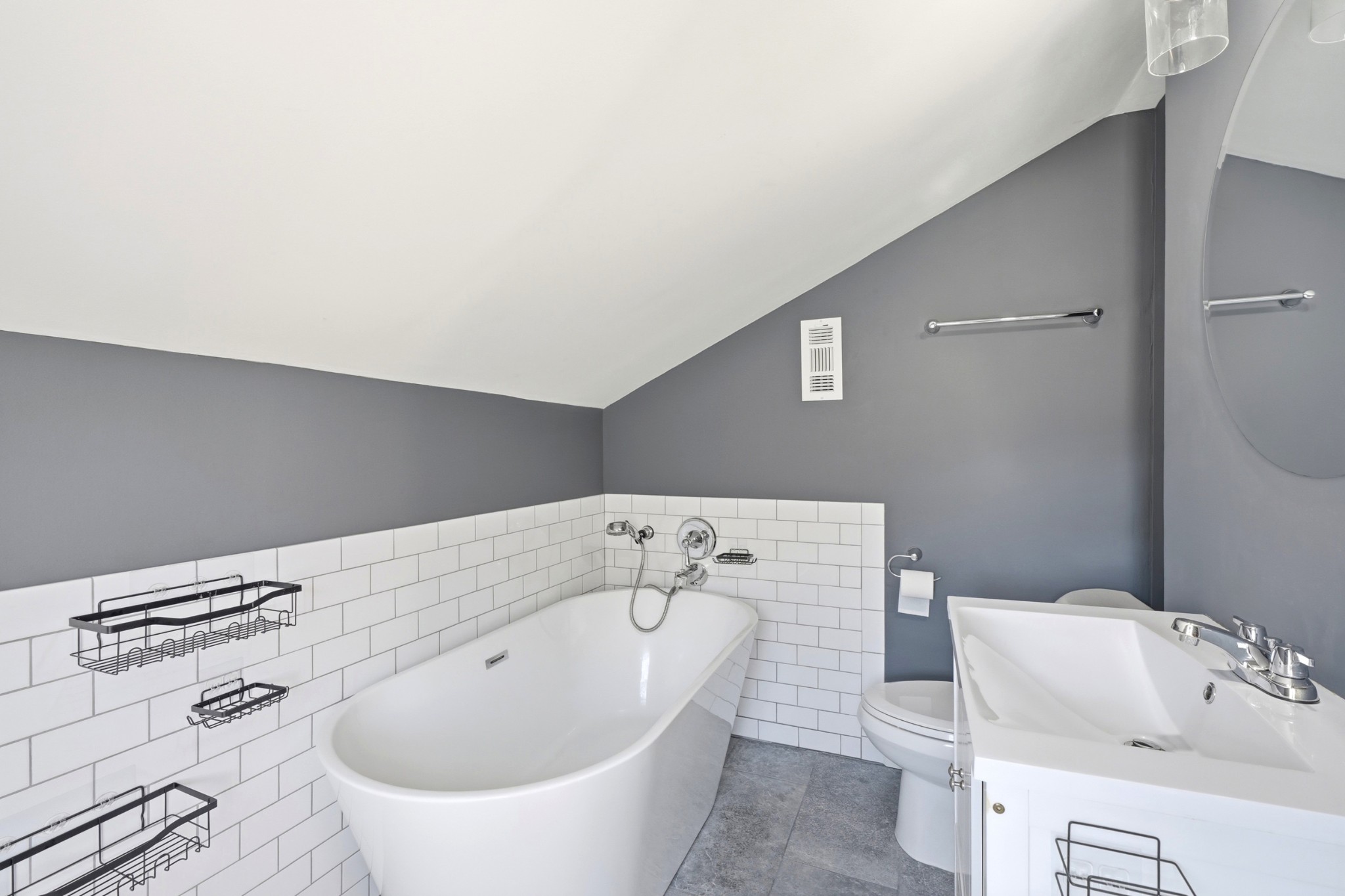 1599 Birchwood Cir Property Photo 22