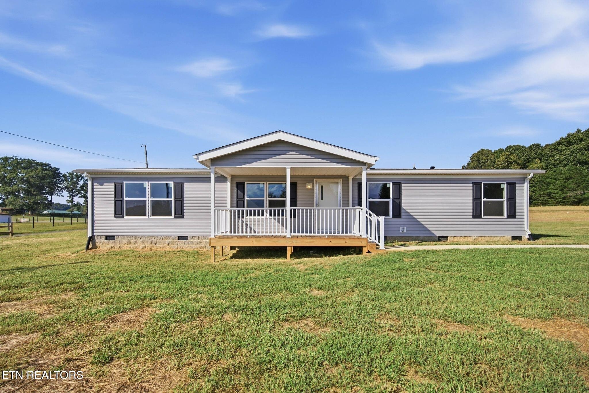 133 County Road 784A Property Photo 1