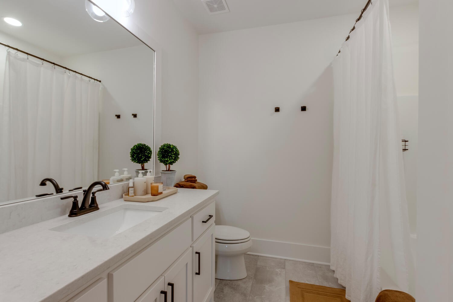 5713 Eaglemont Dr Property Photo 43