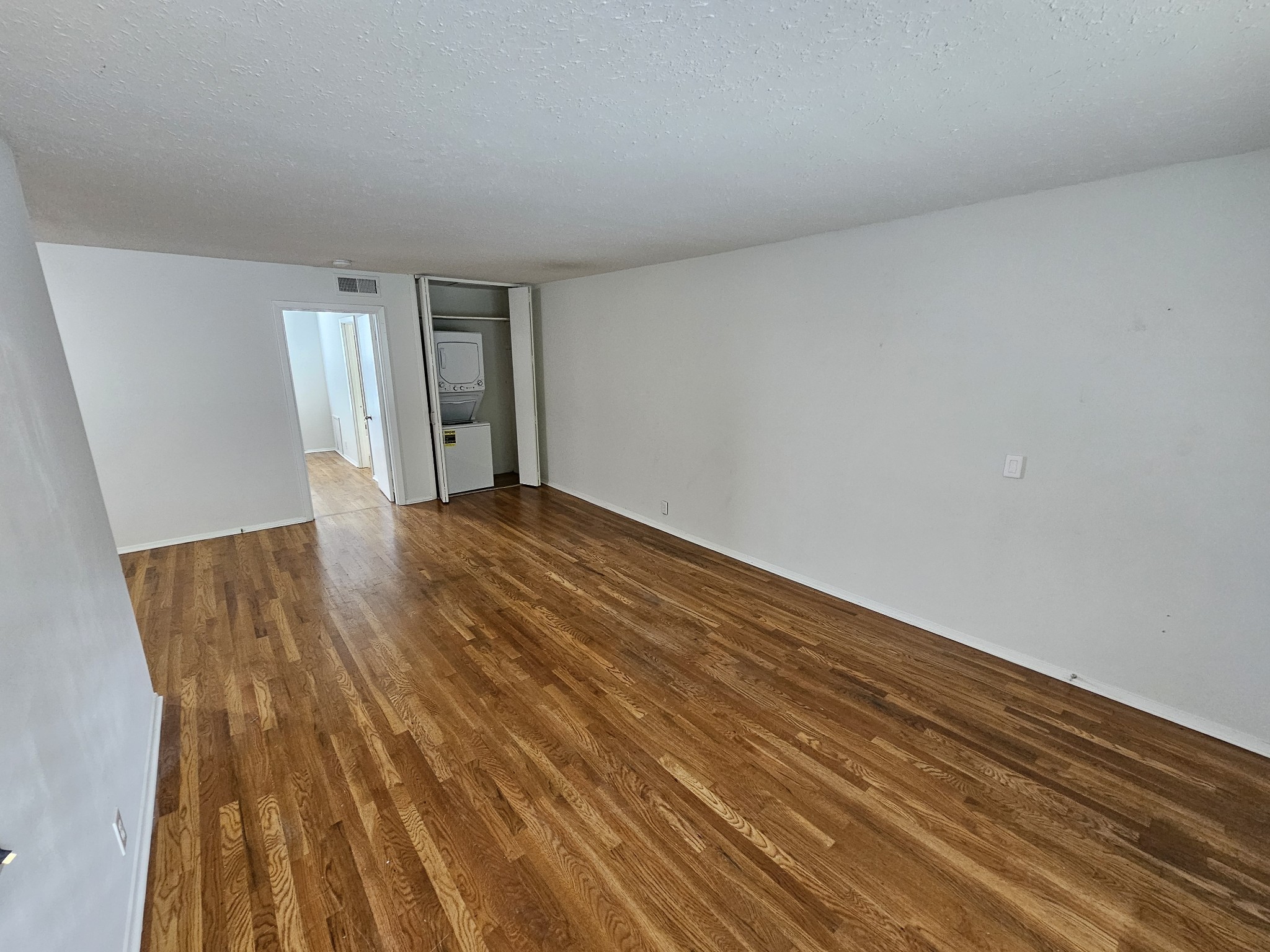 3831 West End Ave Property Photo 3