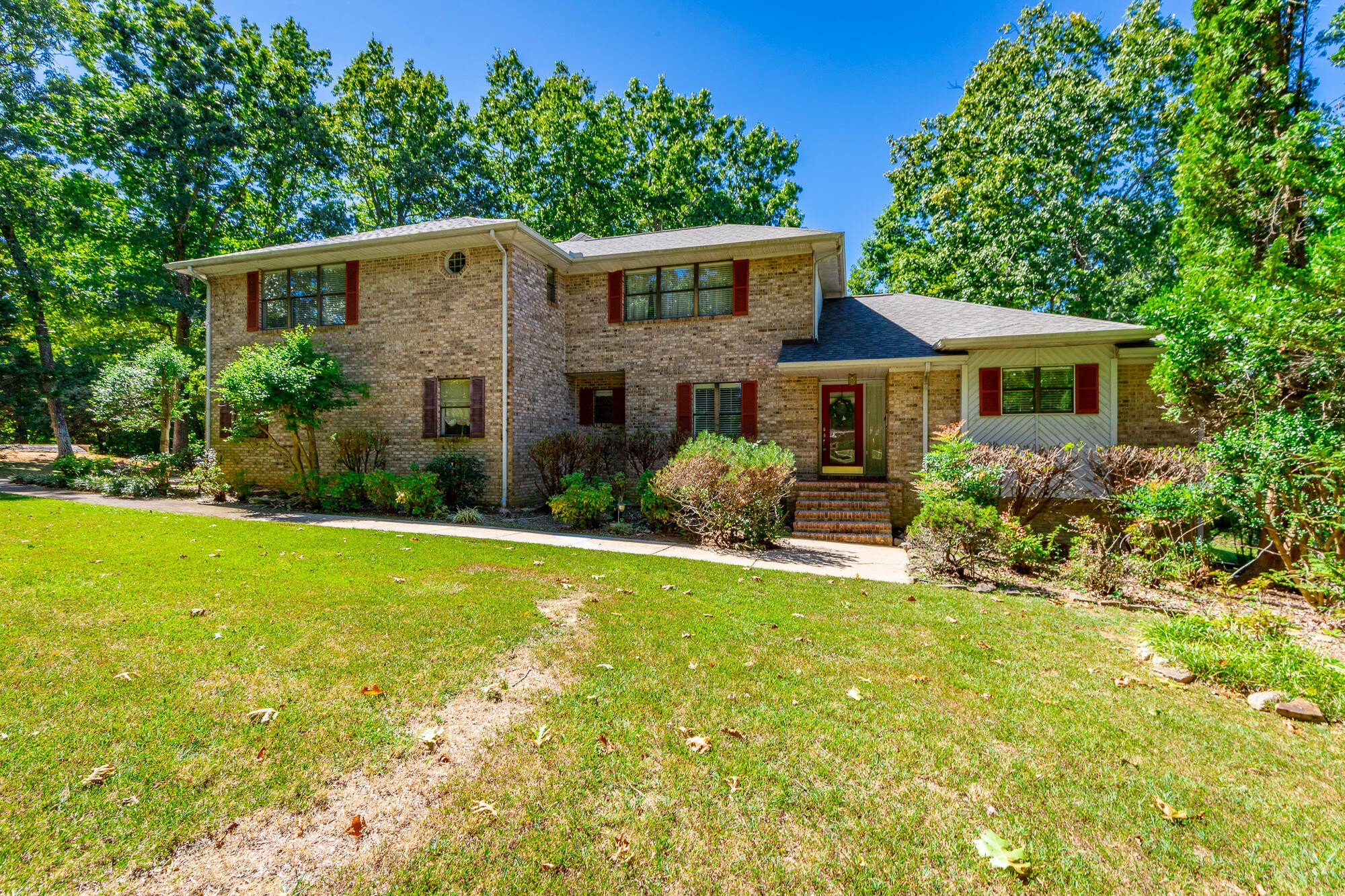 9013 Brow Lake Road Property Photo 1