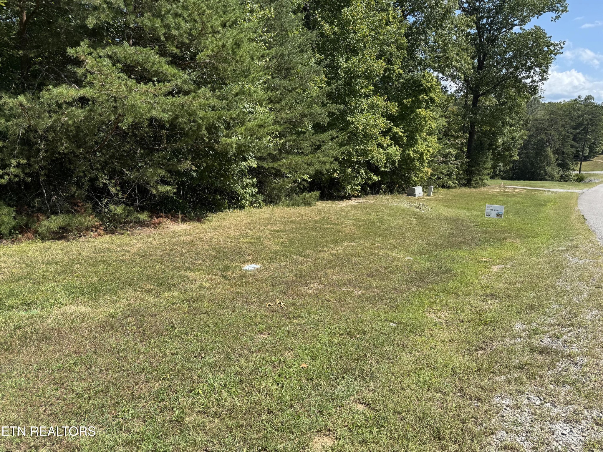 0 Cliffmont Property Photo 2