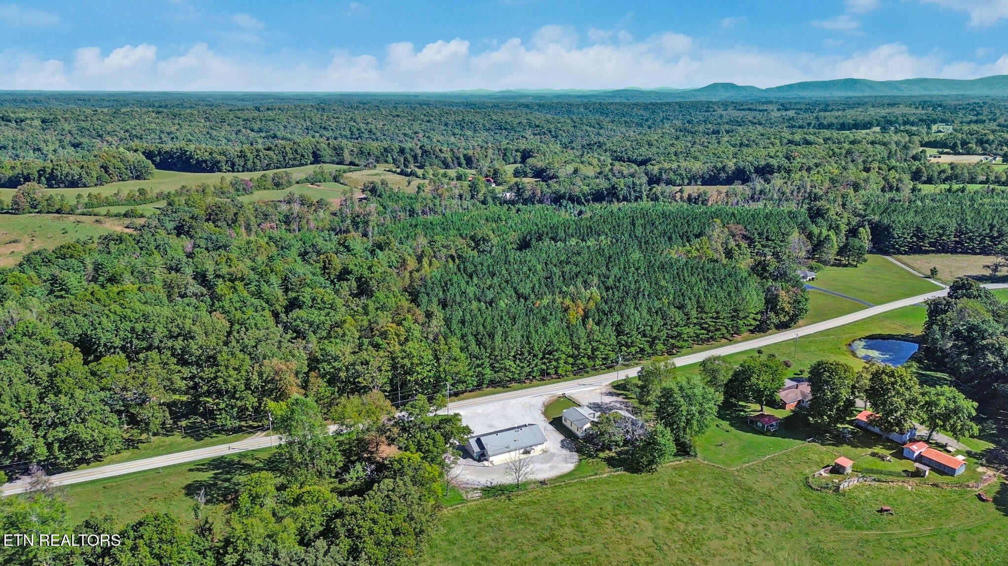 1661 Deer Lodge Hwy Property Photo 10