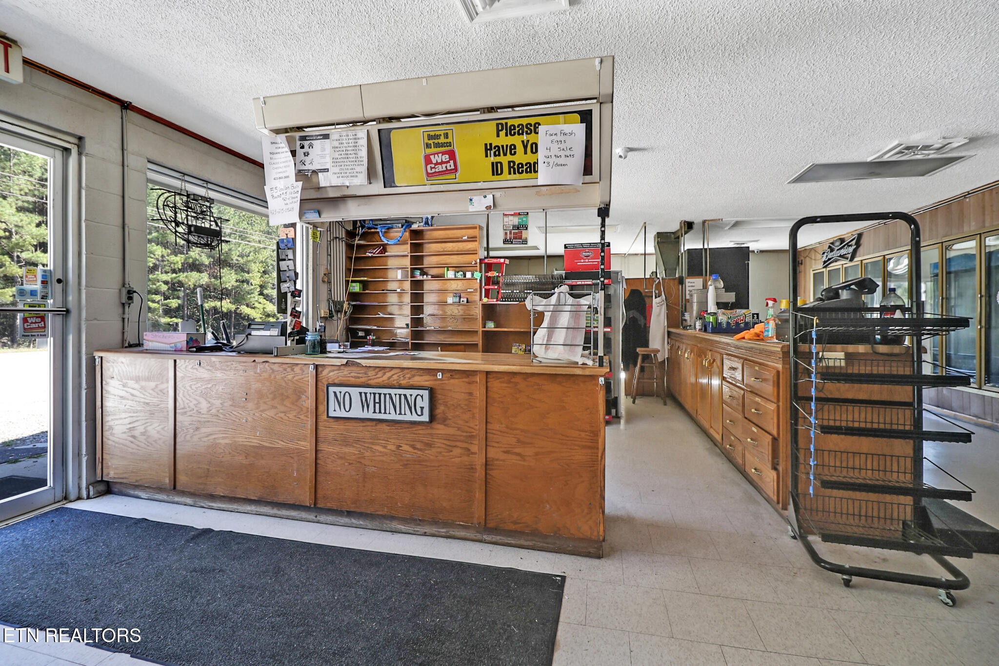 1661 Deer Lodge Hwy Property Photo 21