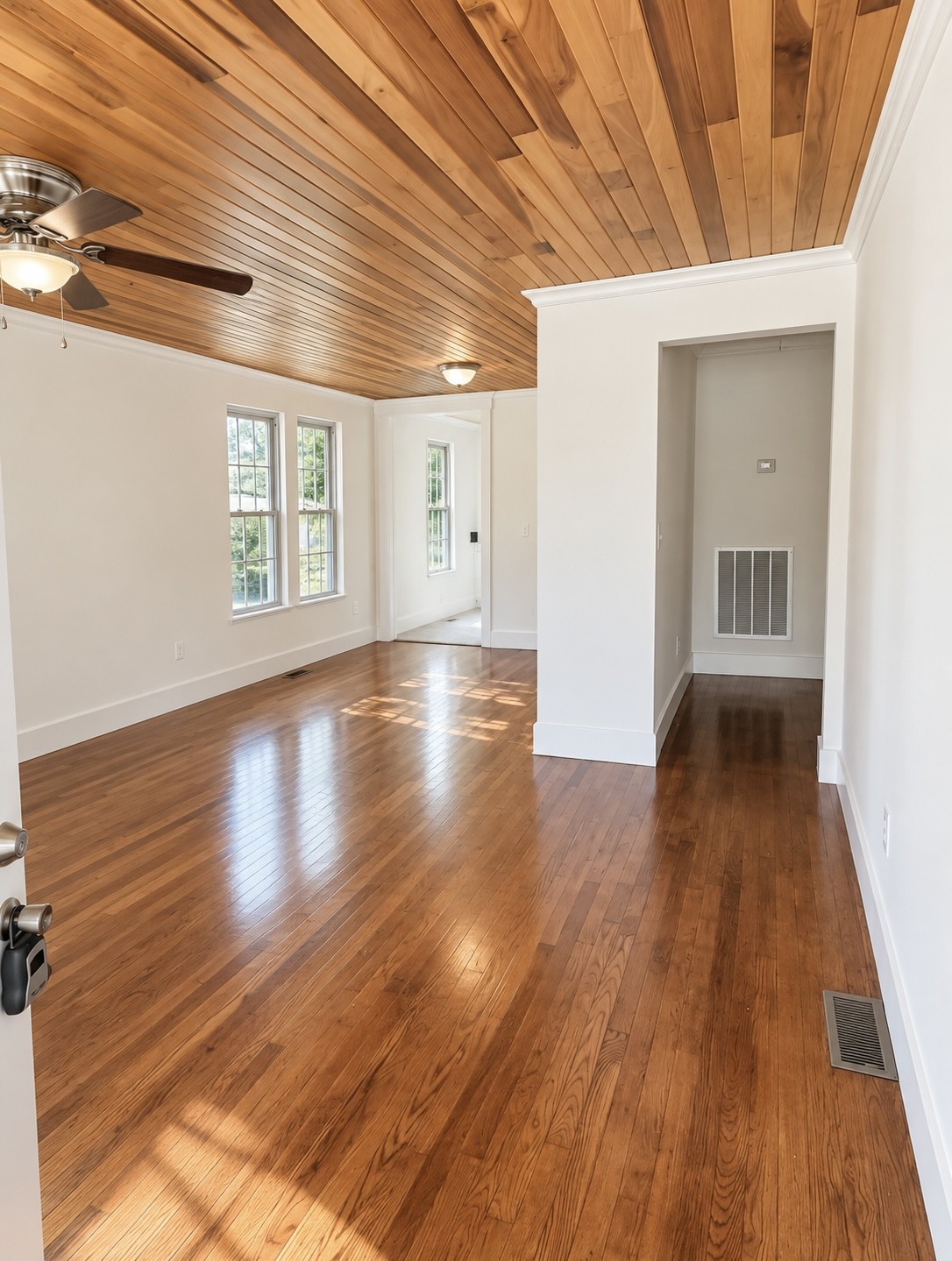 202 Sylvis St Property Photo 2
