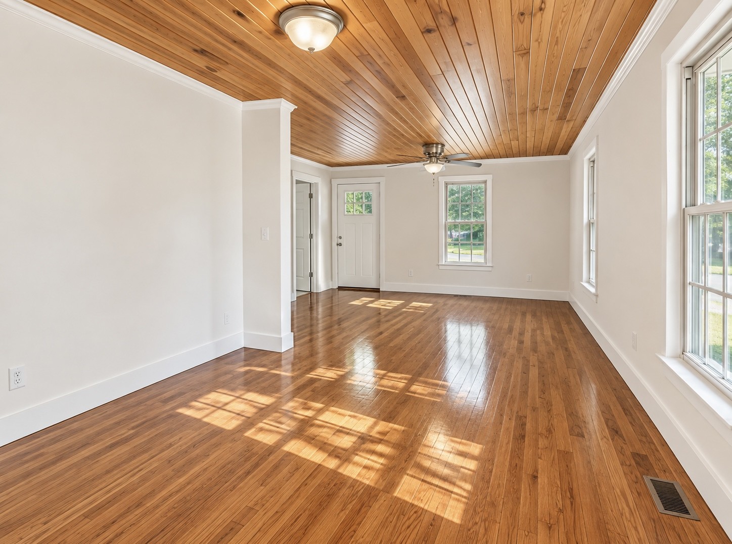 202 Sylvis St Property Photo 3