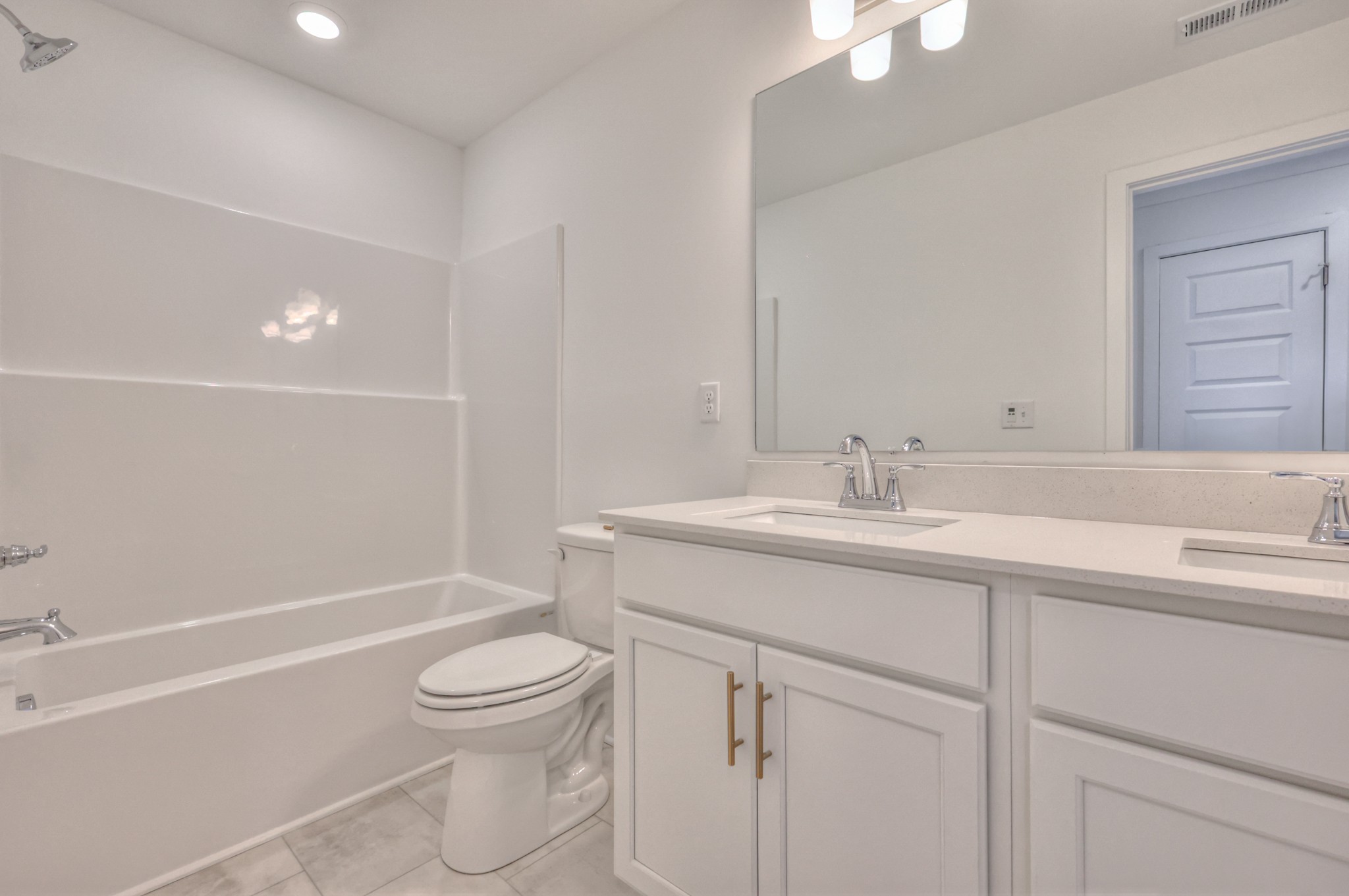 5912 Steiner Way Property Photo 7