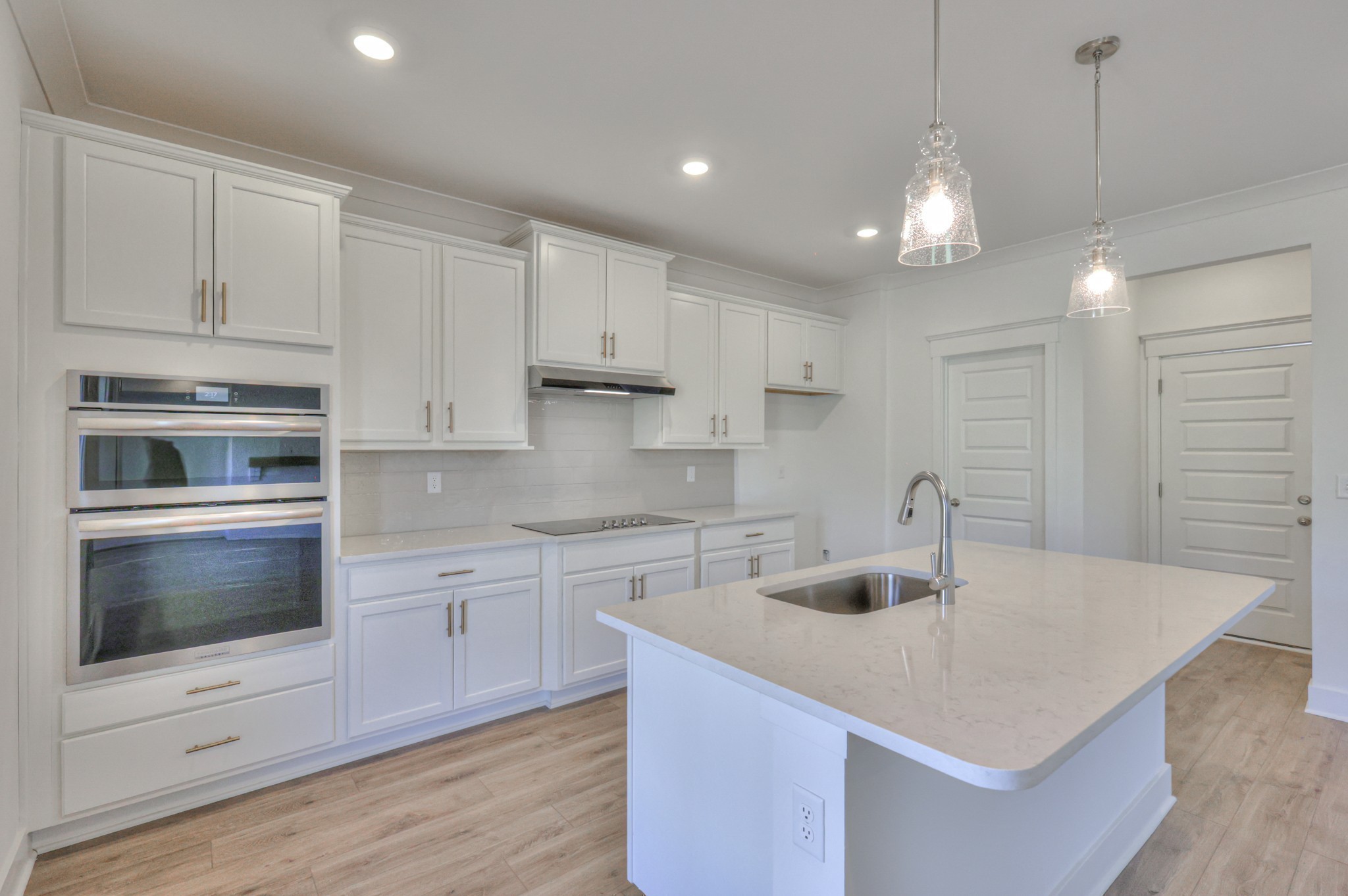 5912 Steiner Way Property Photo 17