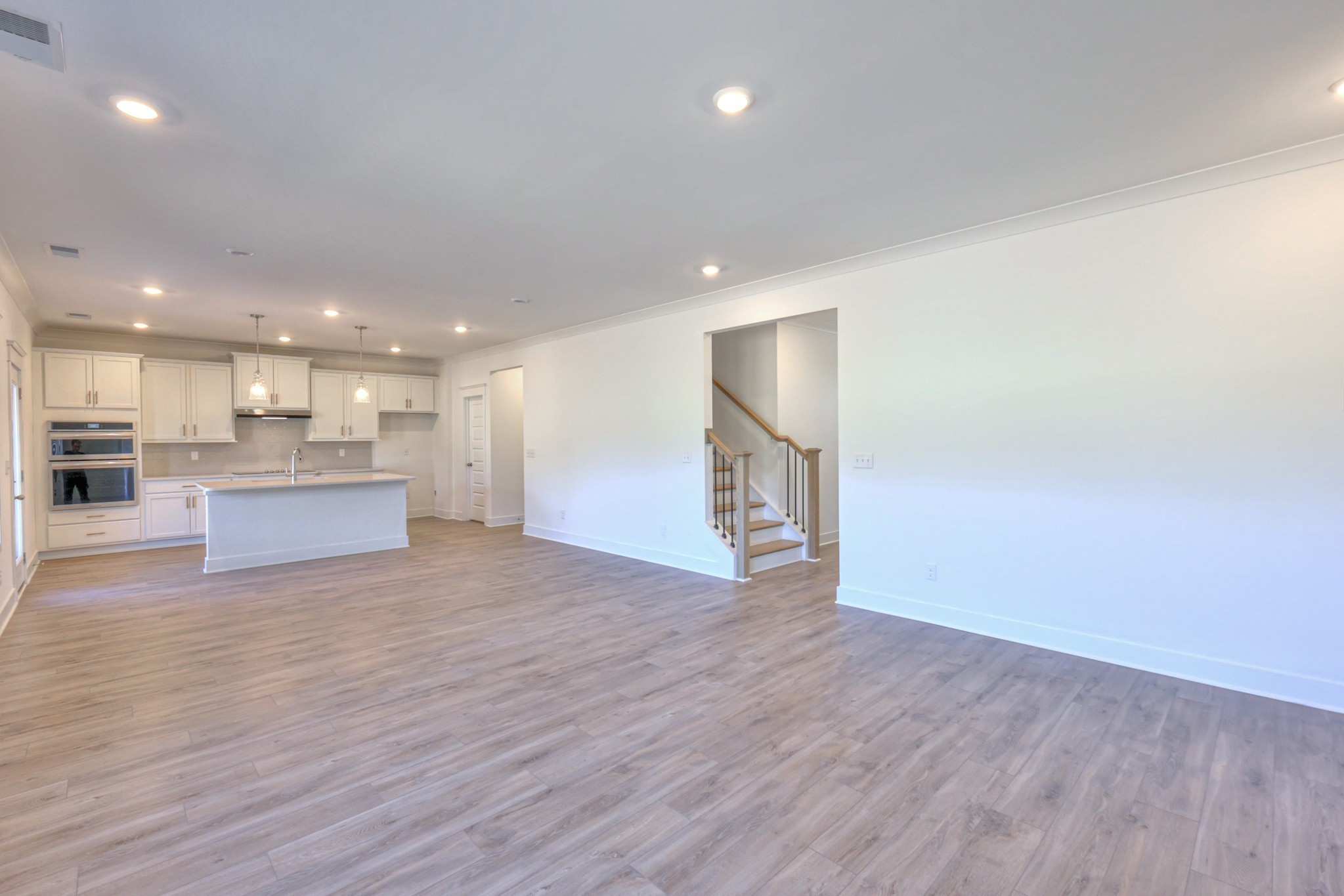 5912 Steiner Way Property Photo 19