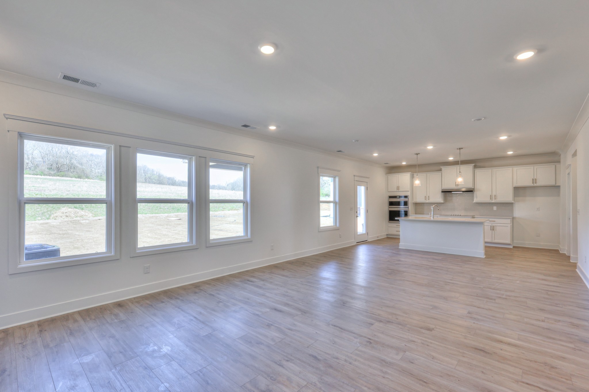 5912 Steiner Way Property Photo 20