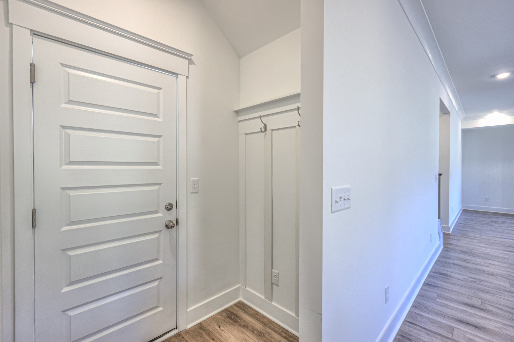 5912 Steiner Way Property Photo 24