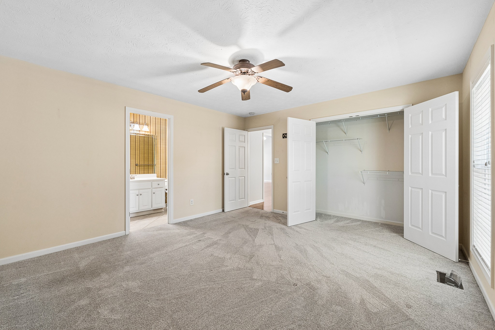 614 Lilycrest Dr Property Photo 13