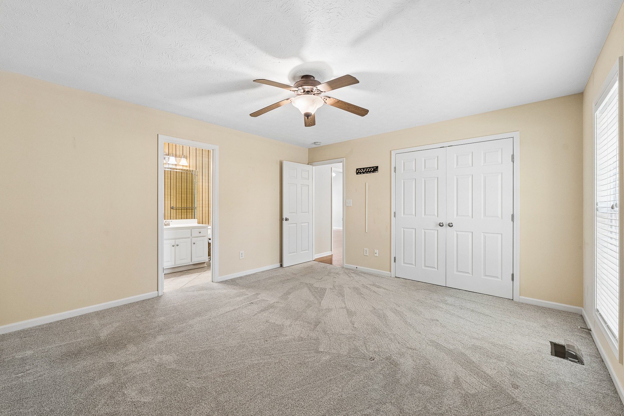 614 Lilycrest Dr Property Photo 14