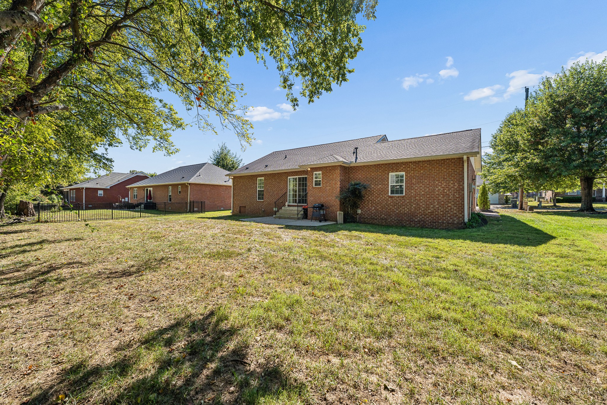 614 Lilycrest Dr Property Photo 28