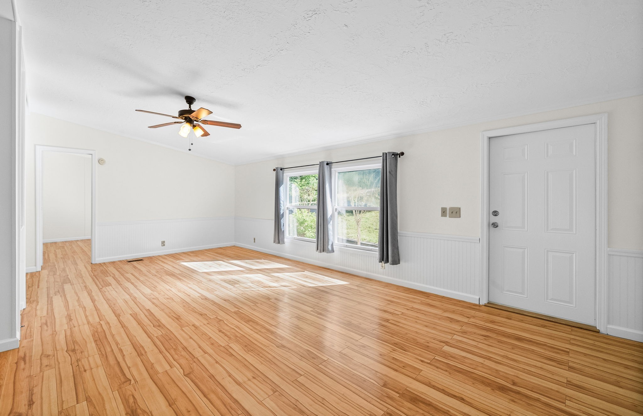315 Riverview Dr Property Photo 7