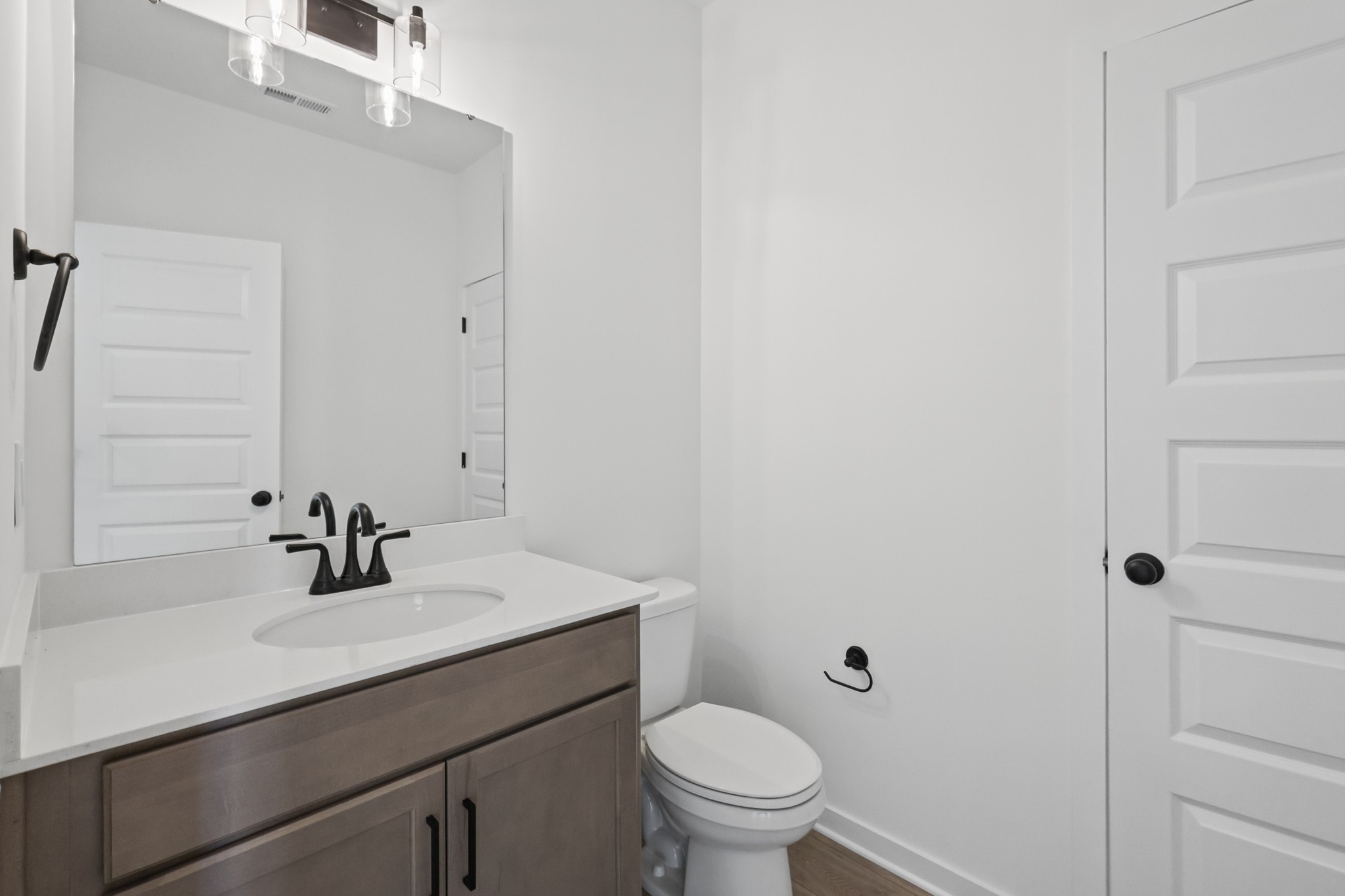 2259 Steiner Way Property Photo 7