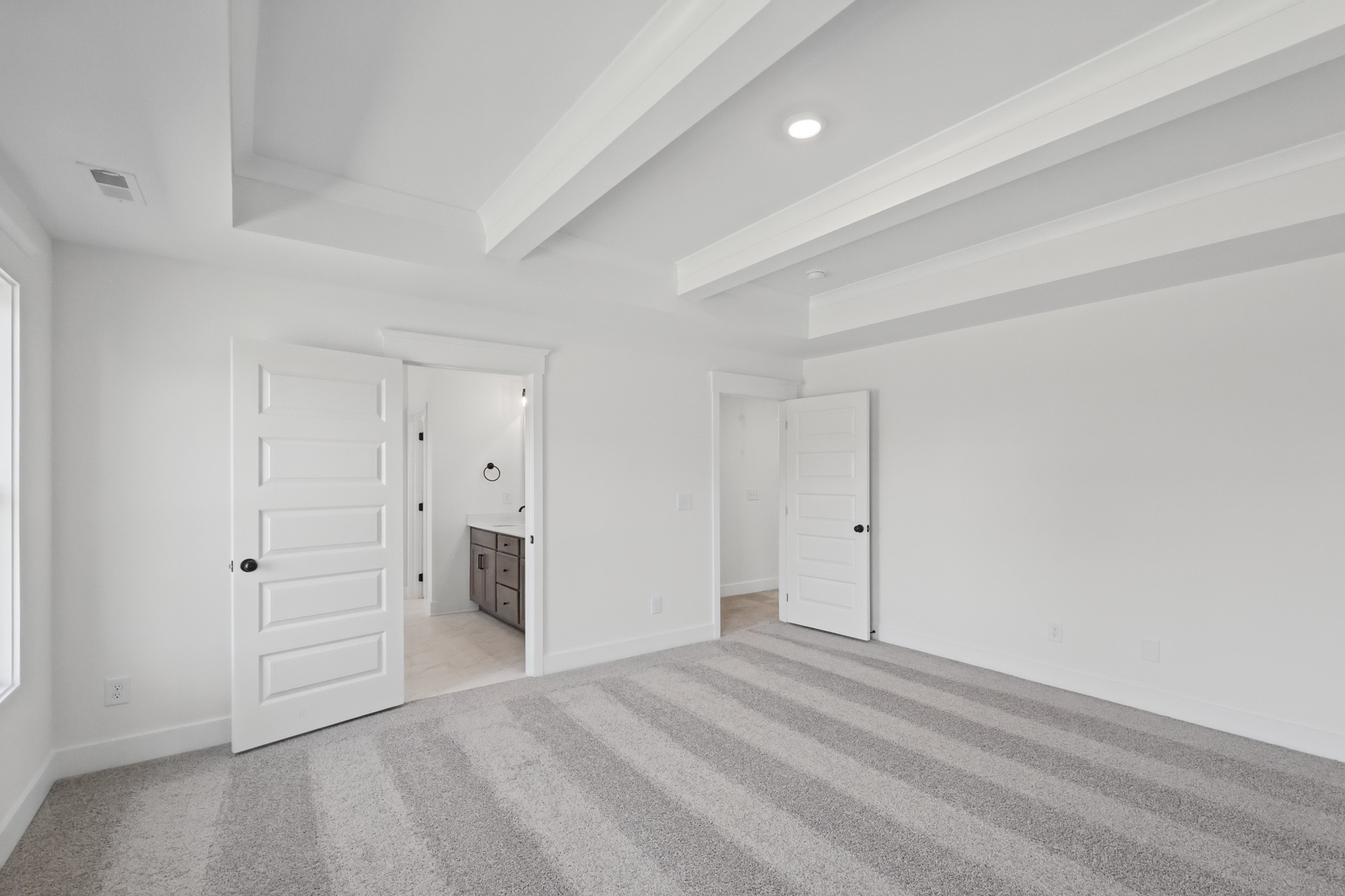 2259 Steiner Way Property Photo 15