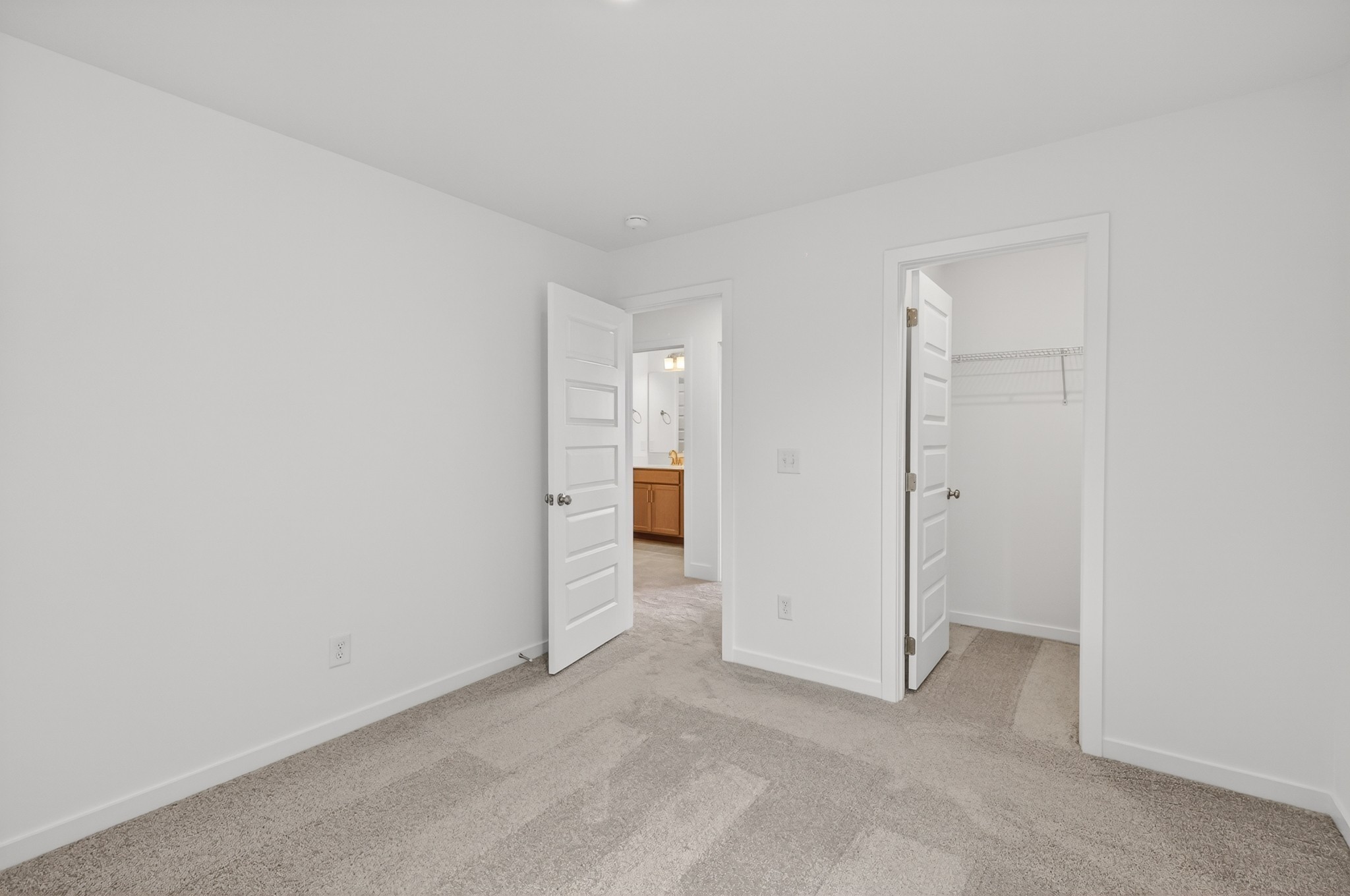 237 Hampshire Way Property Photo 23