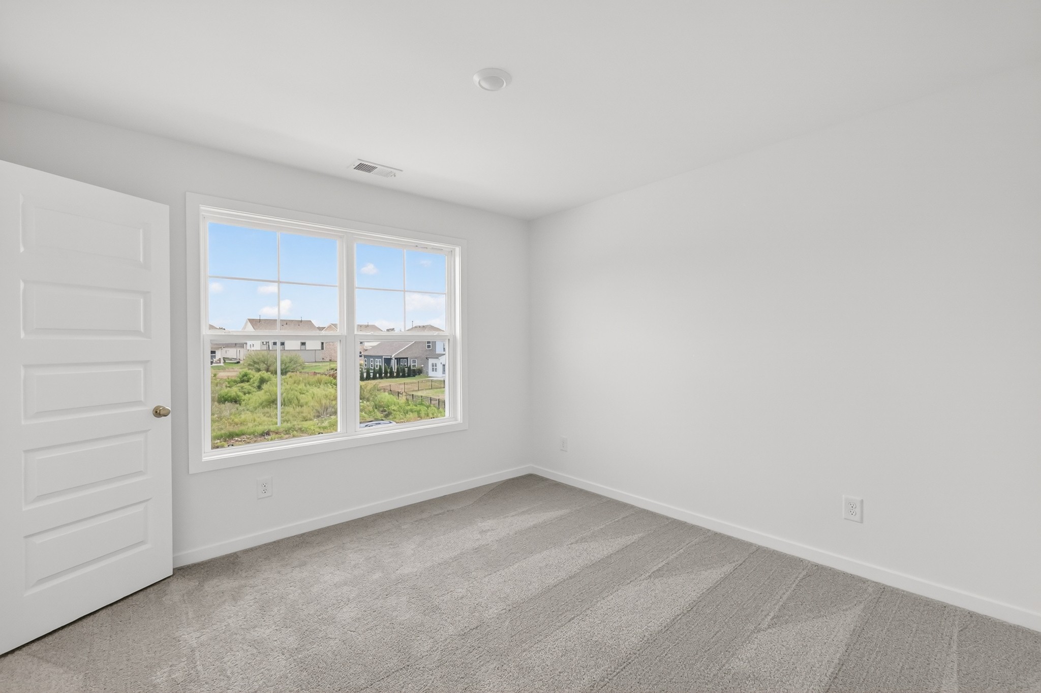 237 Hampshire Way Property Photo 24