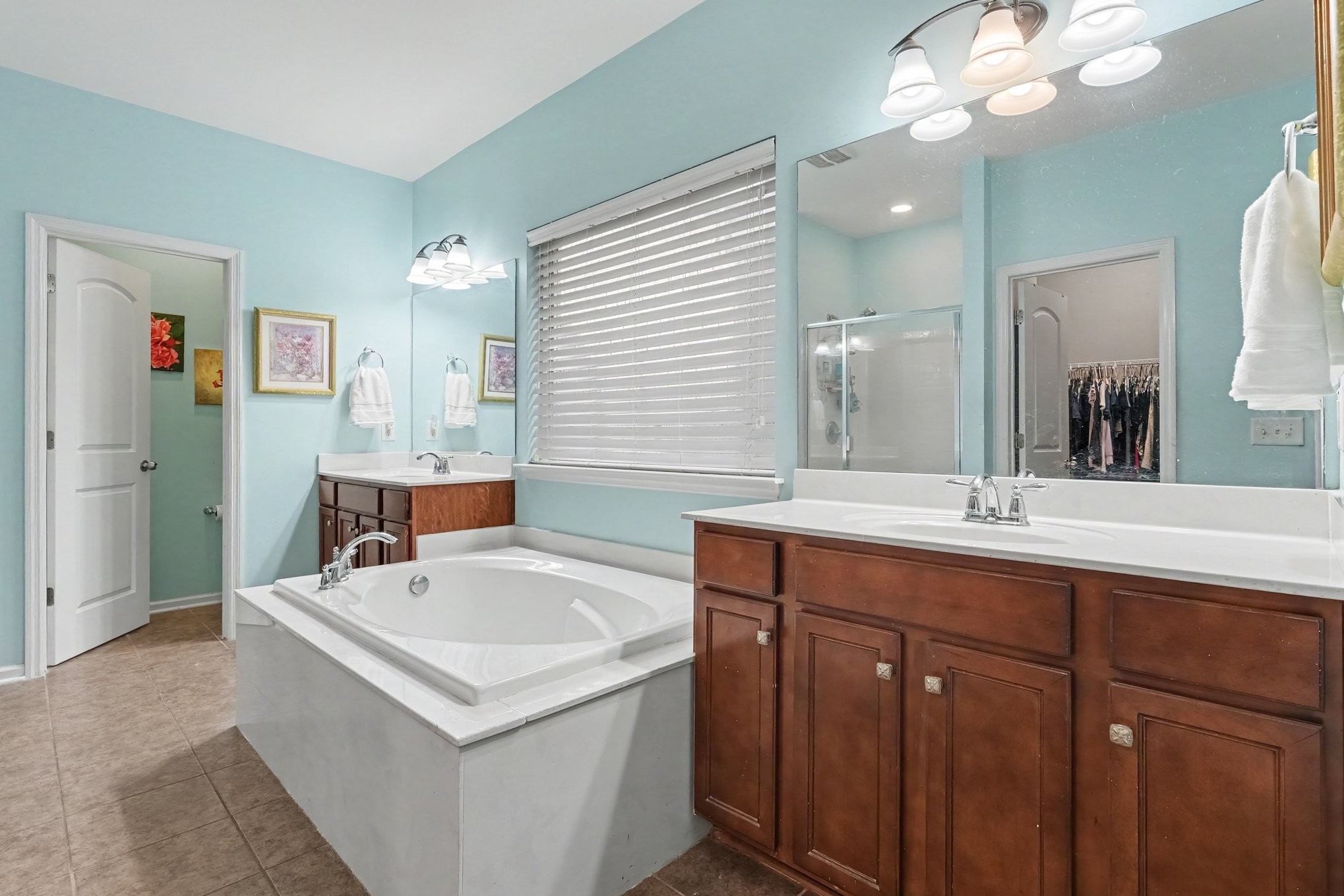 217 Foxley Ct Property Photo 18