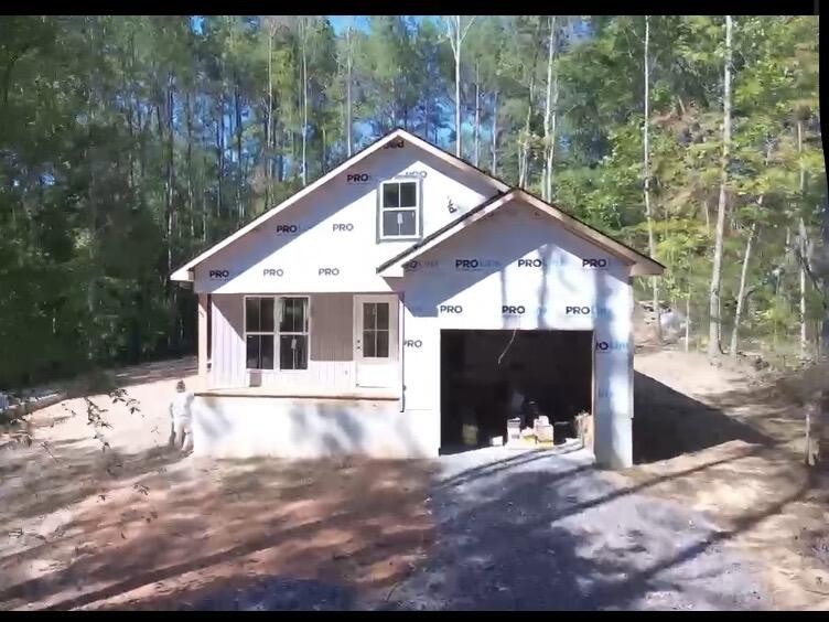 1705 Ray Drive, Ne Property Photo 1