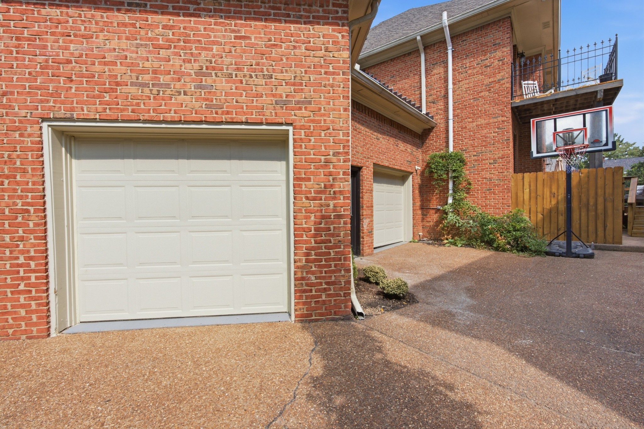 108 Sturbridge Dr Property Photo 38