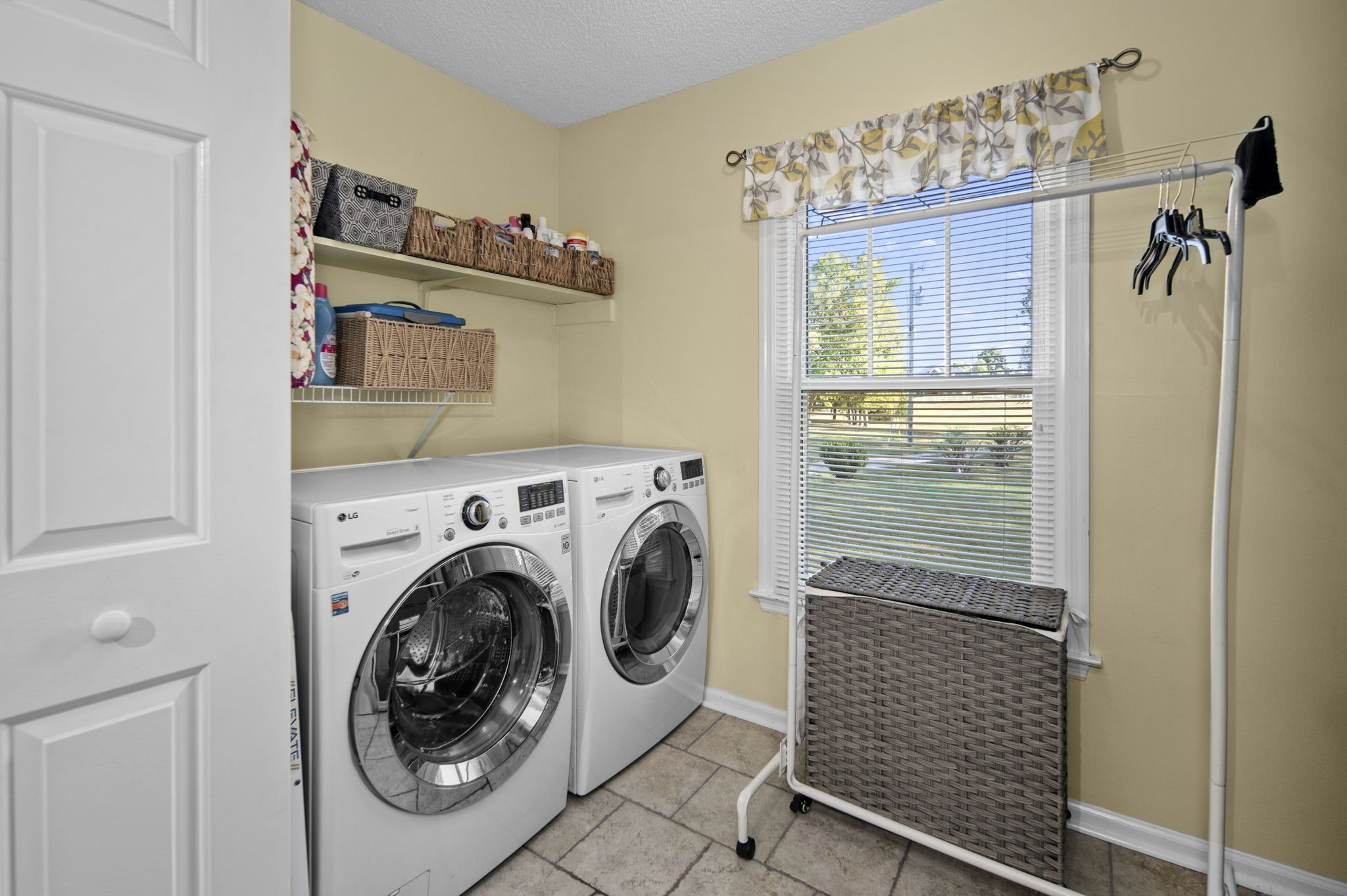 4737 Spring Cove Dr Property Photo 33