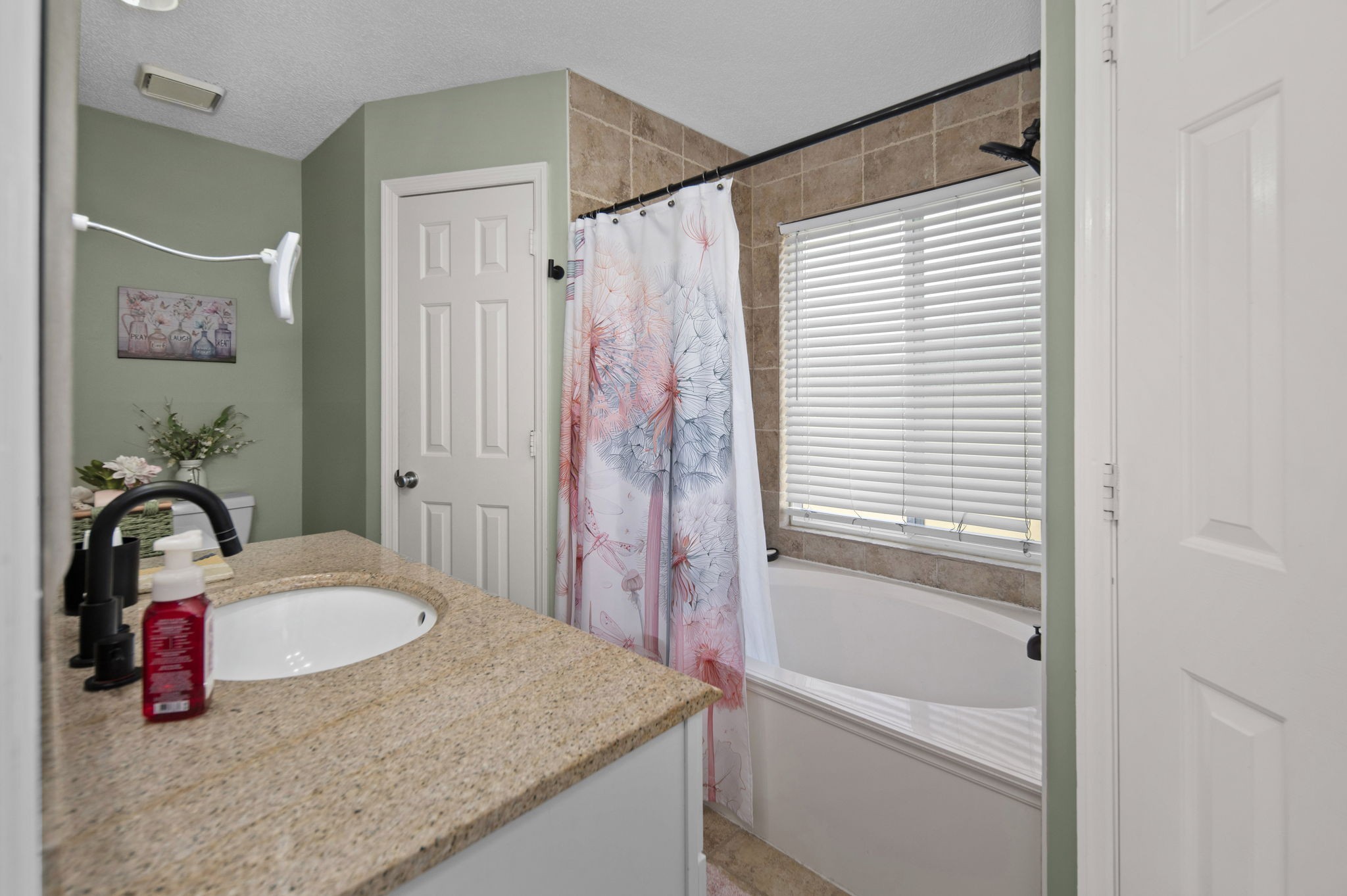 4737 Spring Cove Dr Property Photo 36