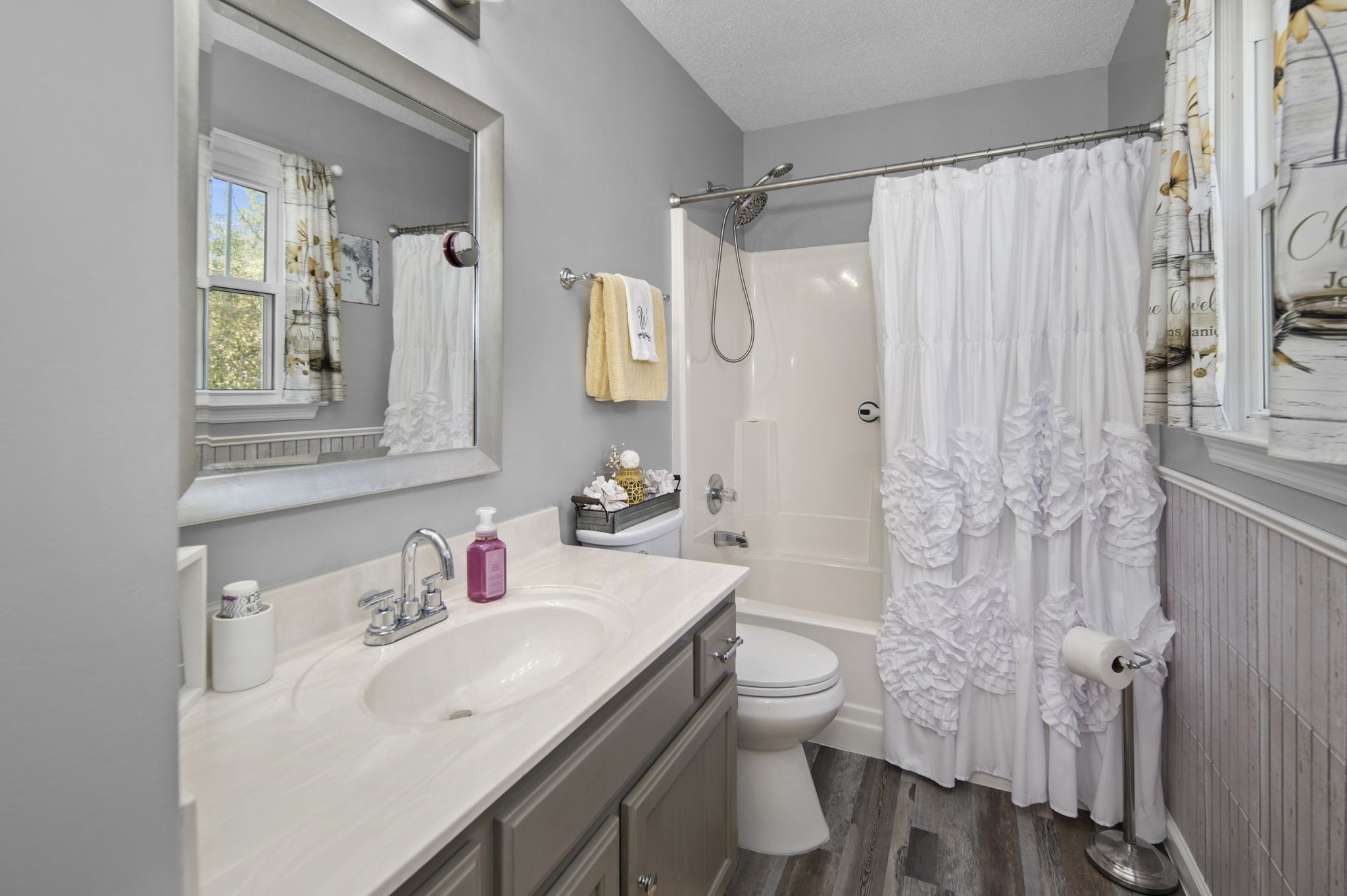 4737 Spring Cove Dr Property Photo 44