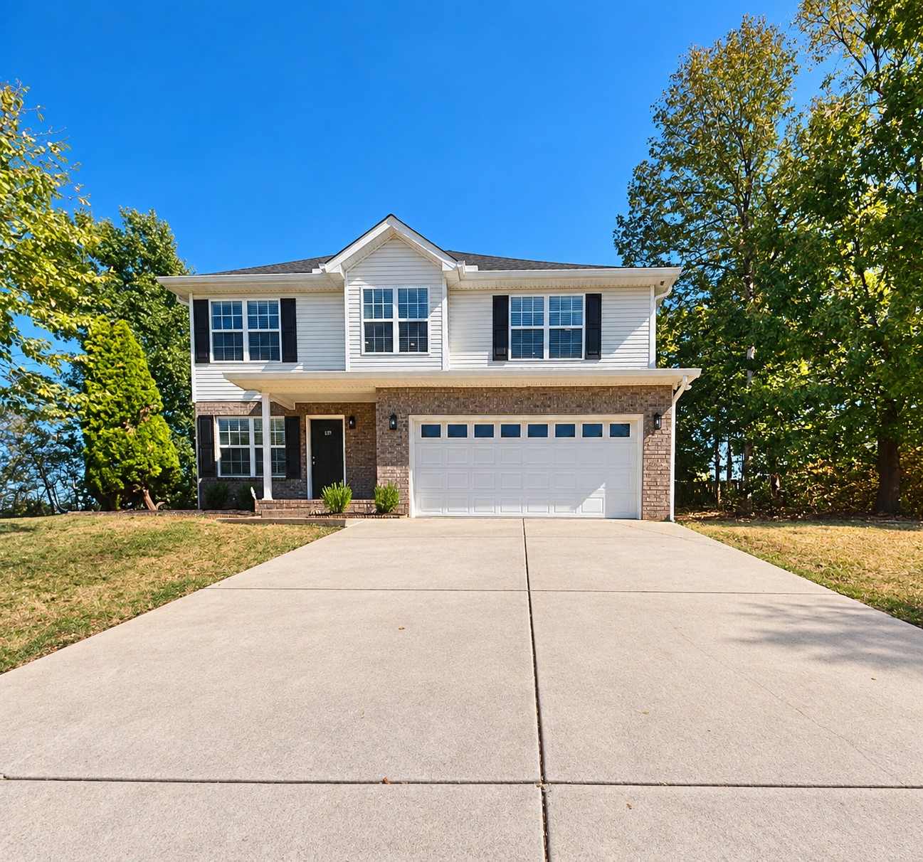 637 Martinsdale Ct Property Photo 1