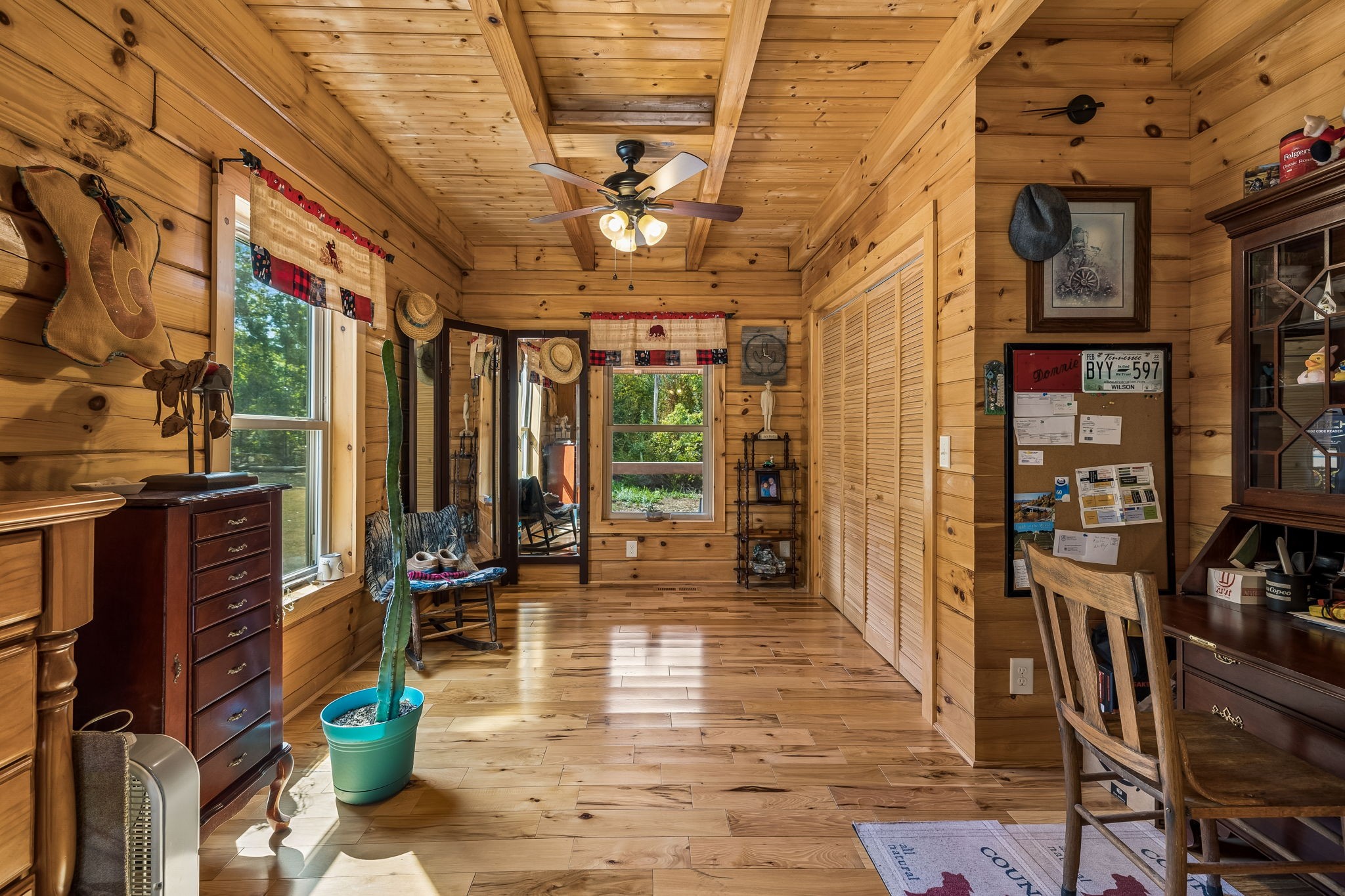 876 Gwynn Rd Property Photo 34