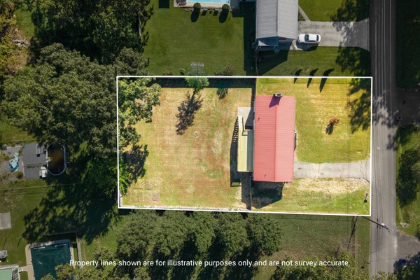 1945 Plantation Dr, Se Property Photo 25