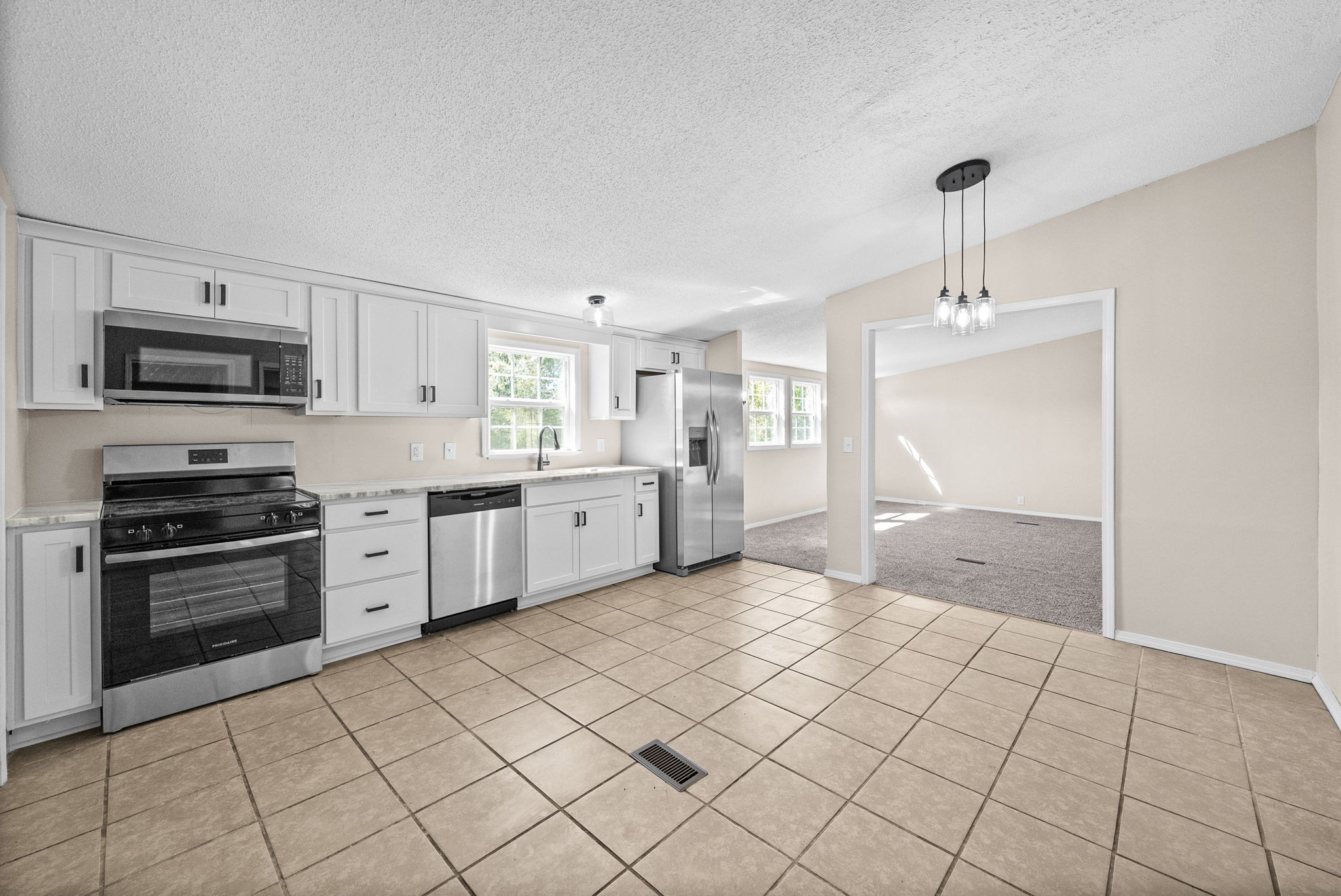 4751 Devers Rd Property Photo 14