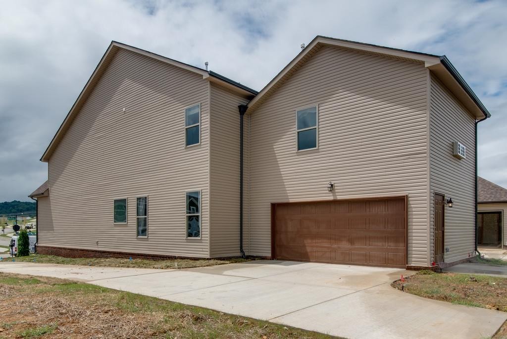100 Lula Ln Property Photo 1