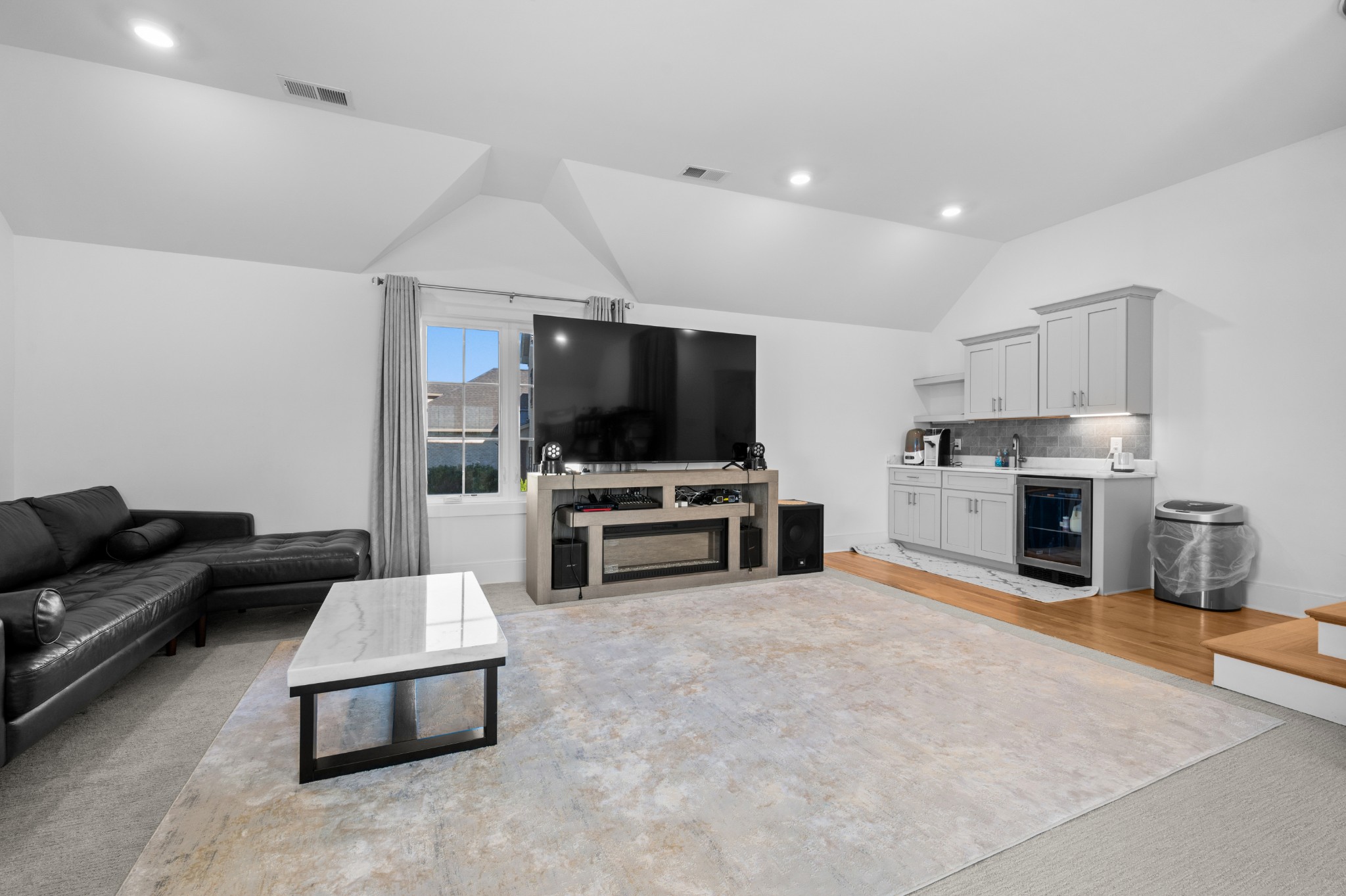 1011 Keeneland Dr Property Photo 36