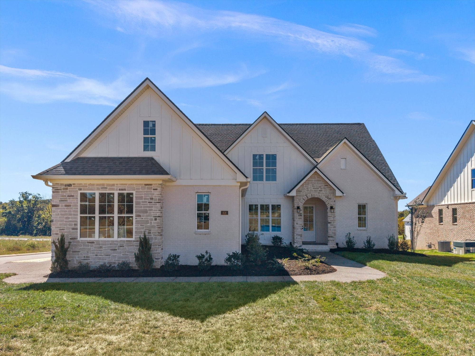 816 Brookdale Ct Property Photo 1