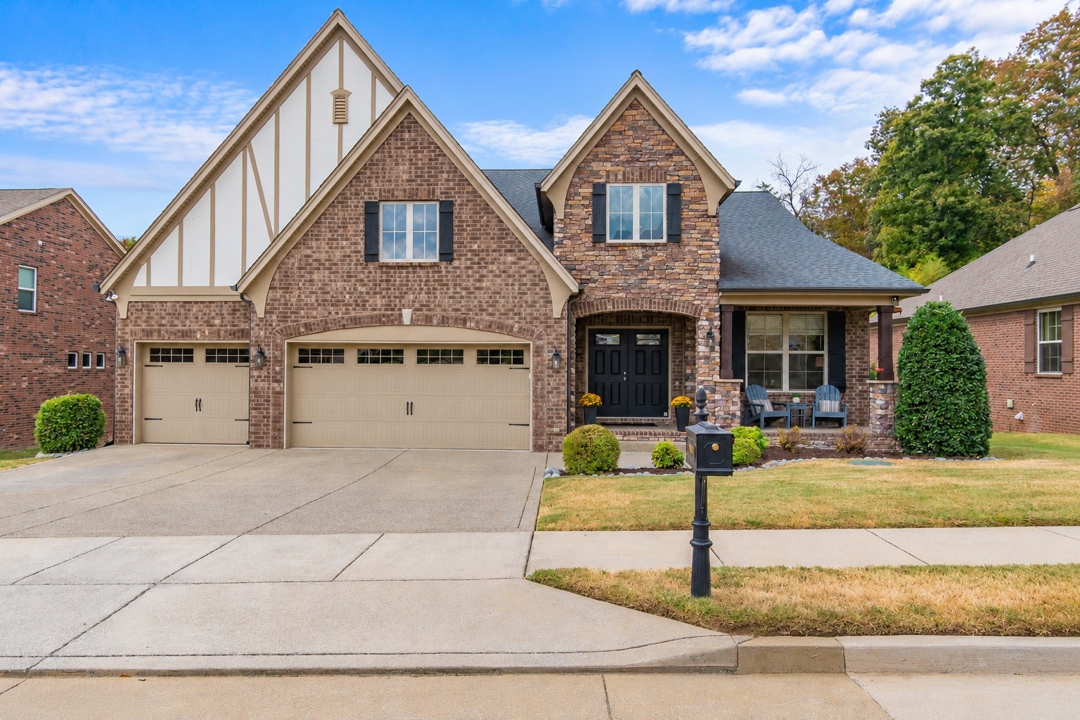 2301 Arbor Pointe Way Property Photo 1