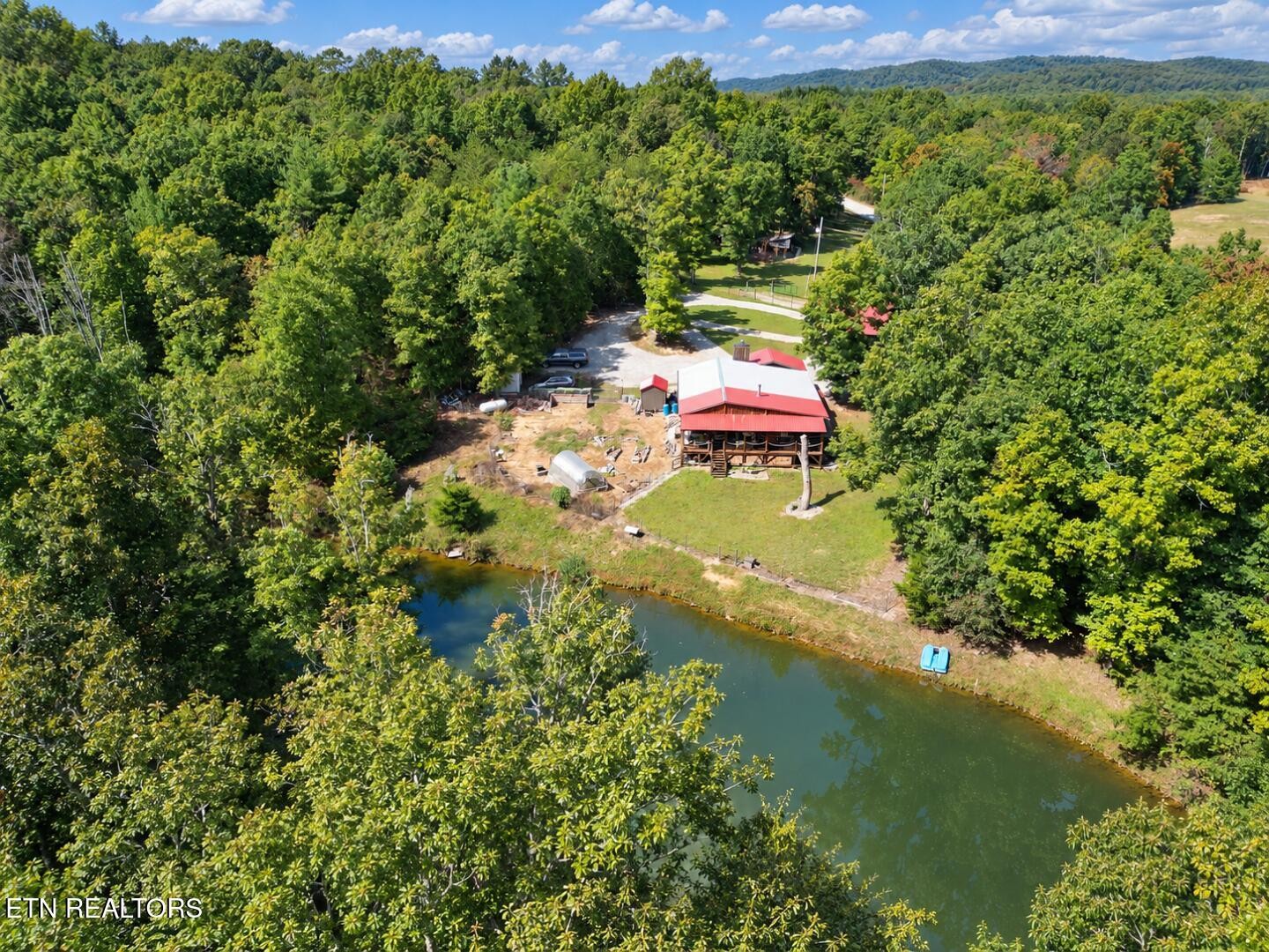 201 Collins Turnpike Property Photo 1