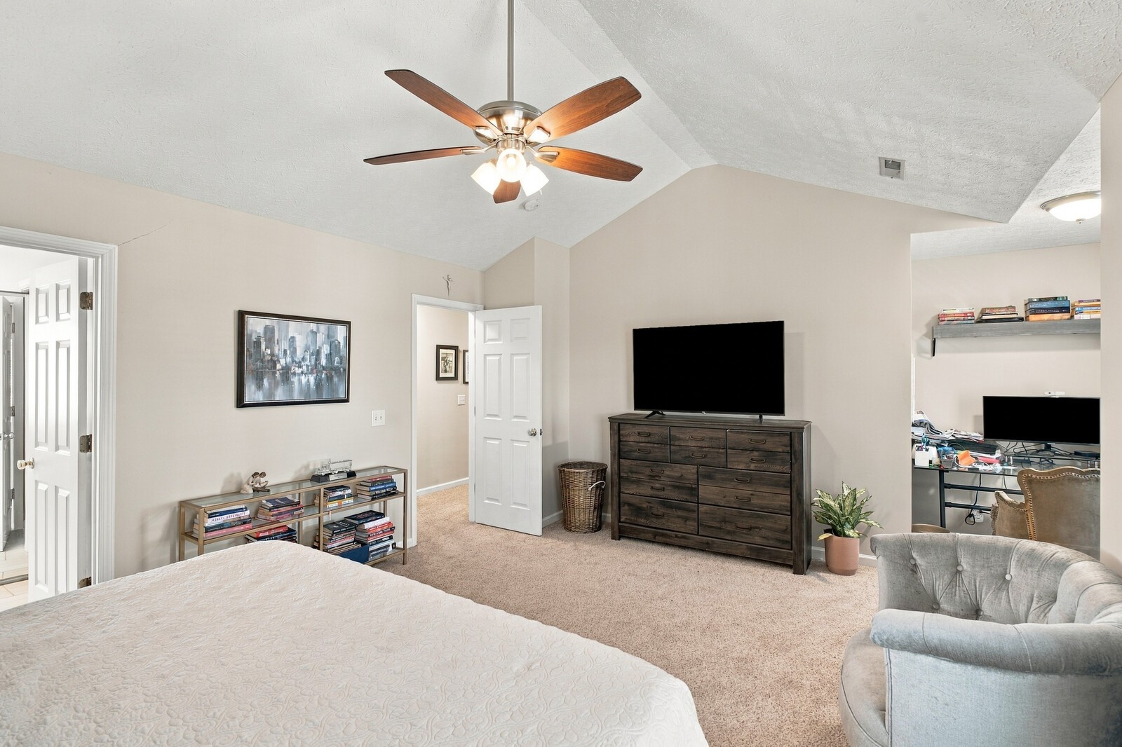 112 Paige Park Ln Property Photo 23