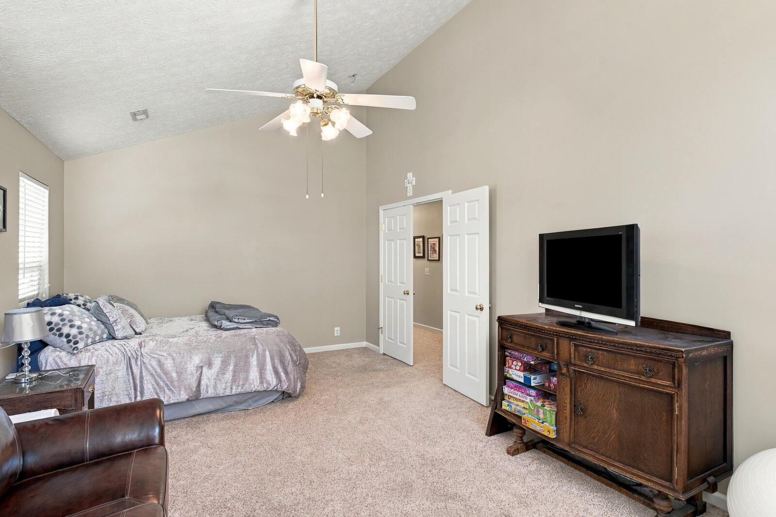 112 Paige Park Ln Property Photo 32