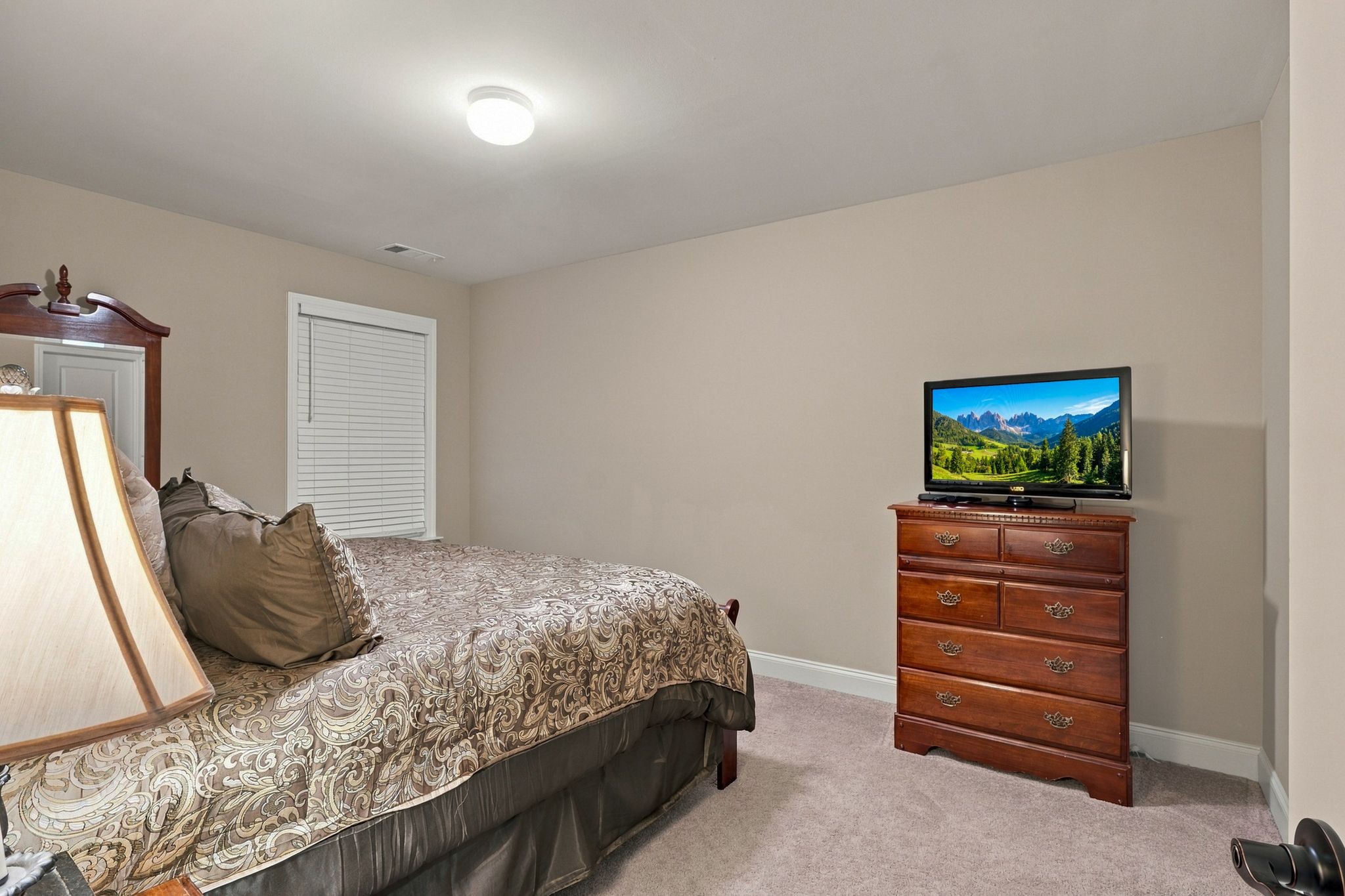 2980 Liverpool Dr Property Photo 44