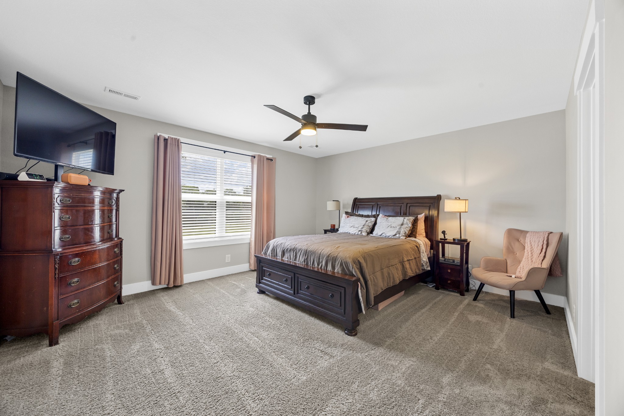 207 Jonathan Wade Cir Property Photo 12