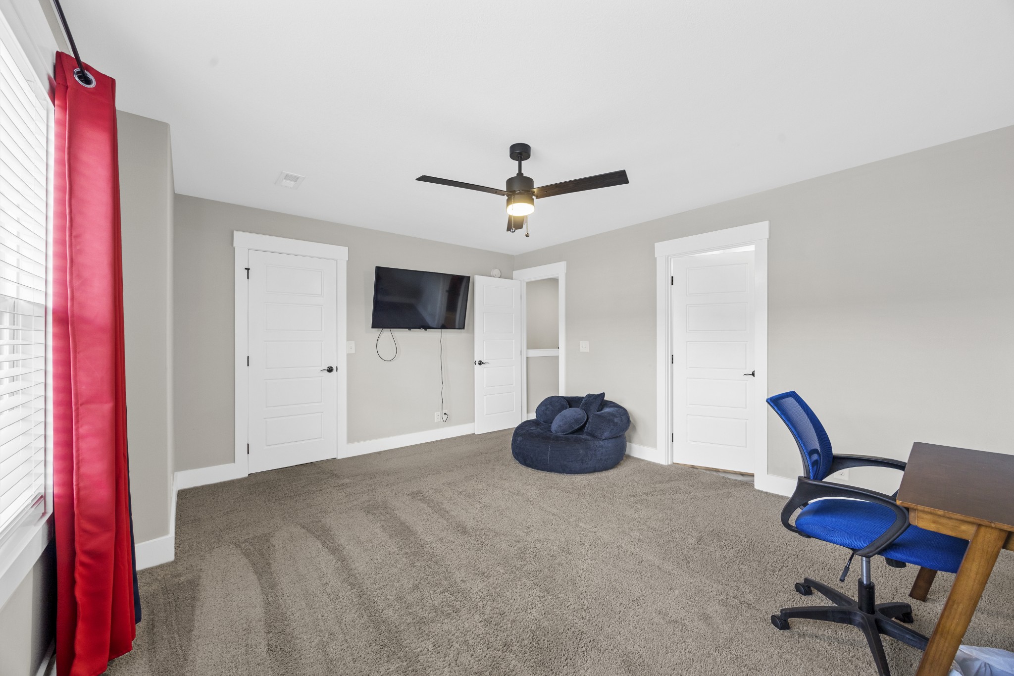 207 Jonathan Wade Cir Property Photo 16