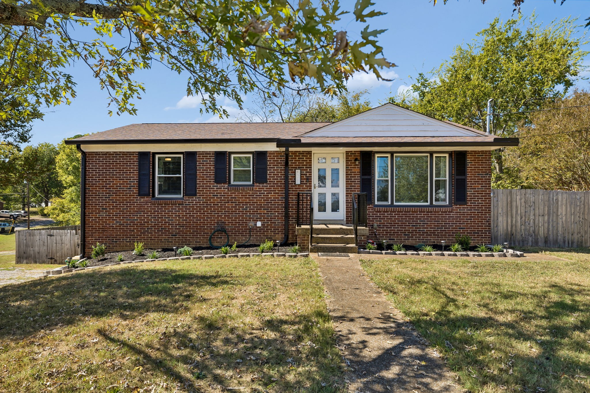 578 Scenic Dr Property Photo 1
